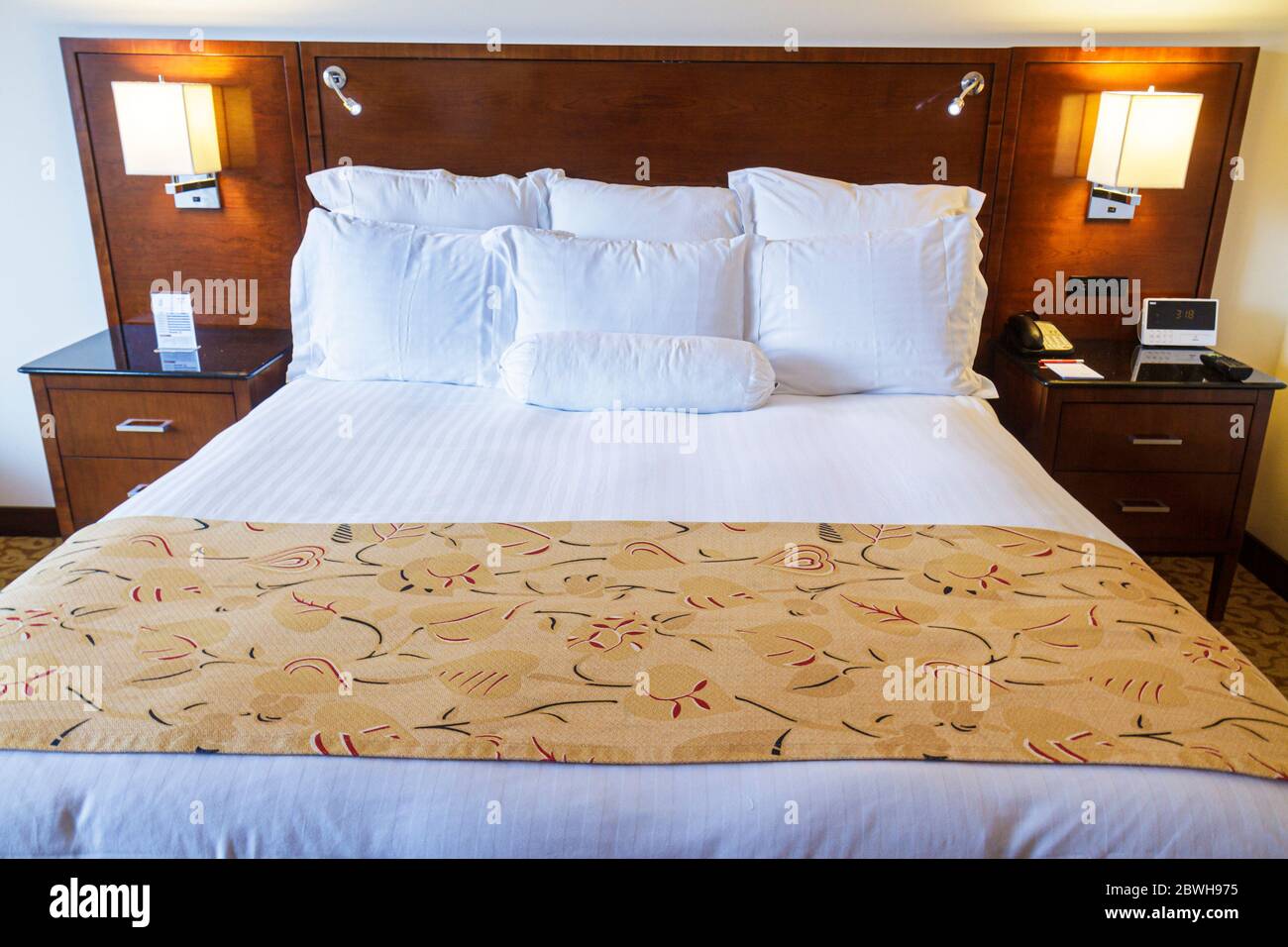 Mexico City,México Mexican,Paseo de la Reforma,Marriott Reforma,hotel,American hotel chain,hospitality,lodging,guest room,bed,bedding,nightstand,pillo Stock Photo