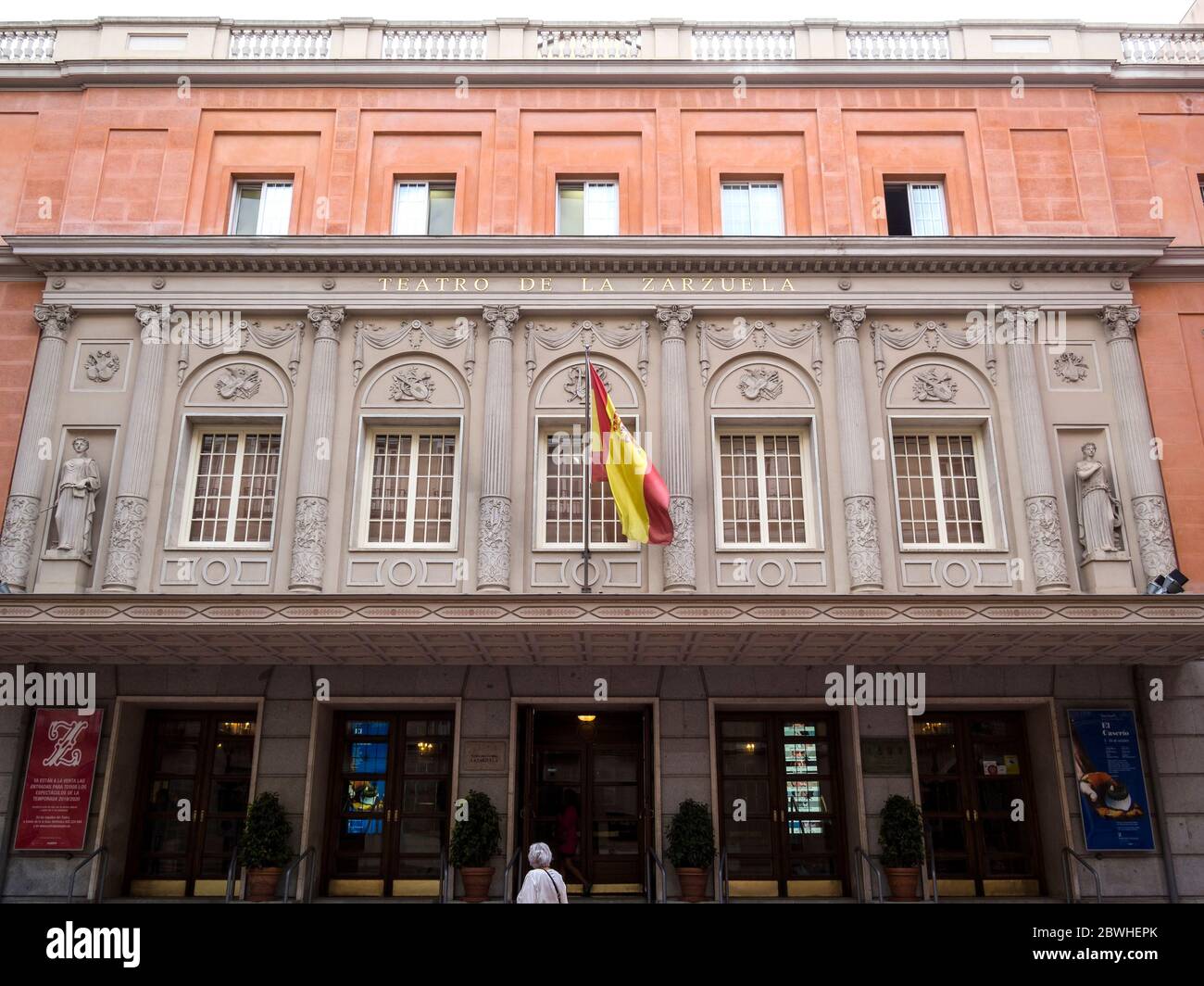 Teatro de la Zarzuela. Madrid. España Stock Photo - Alamy