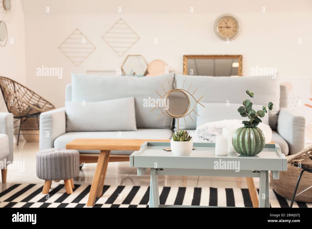 Stylish interior of modern living room Stock Photo - Alamy