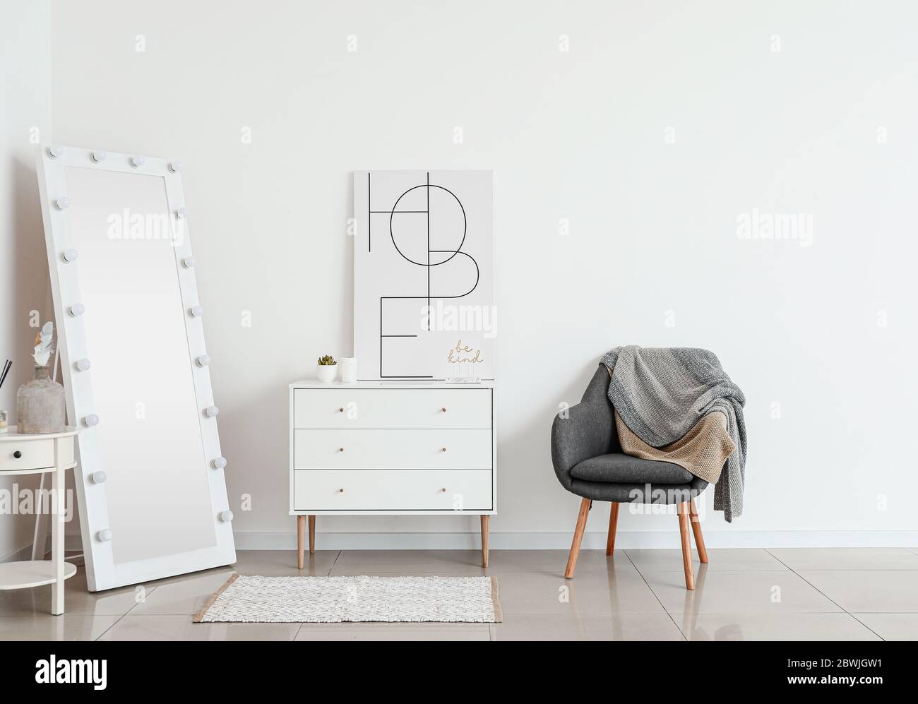 Stylish interior of modern living room Stock Photo - Alamy
