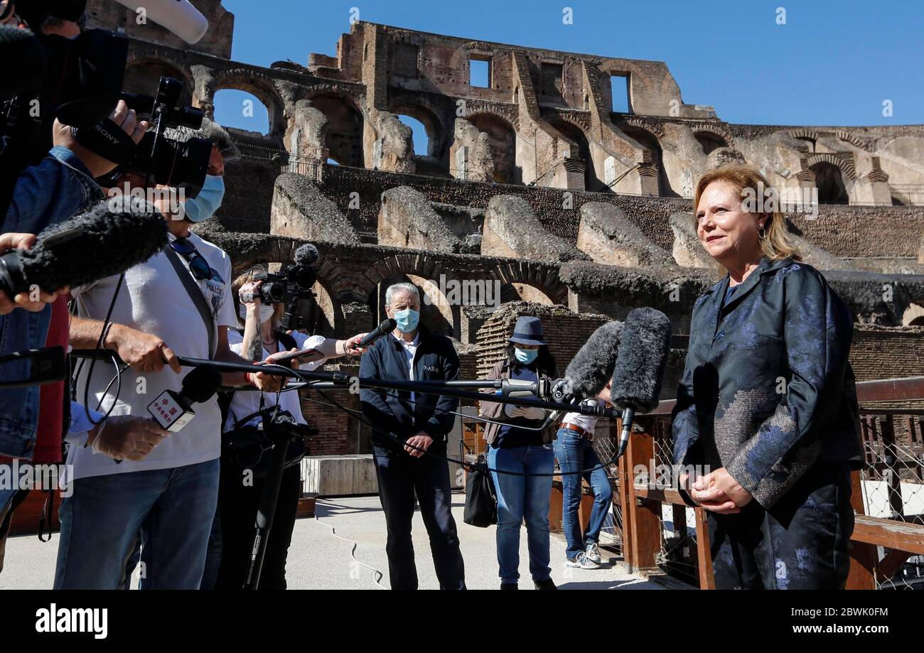 Rome, Italy. 01st June, 2020. Alfonsina Russo, director of the Colosseum Archeological Park, talks to reporters upon the reopening of the monument and other landmarks of the Park, such as Roman Forum, Palatine Hill and Domus Aurea, after more than two months of closure due to the Covid-19 pandemic. Credit: Riccardo De Luca - Update Images/Alamy Live News Stock Photo