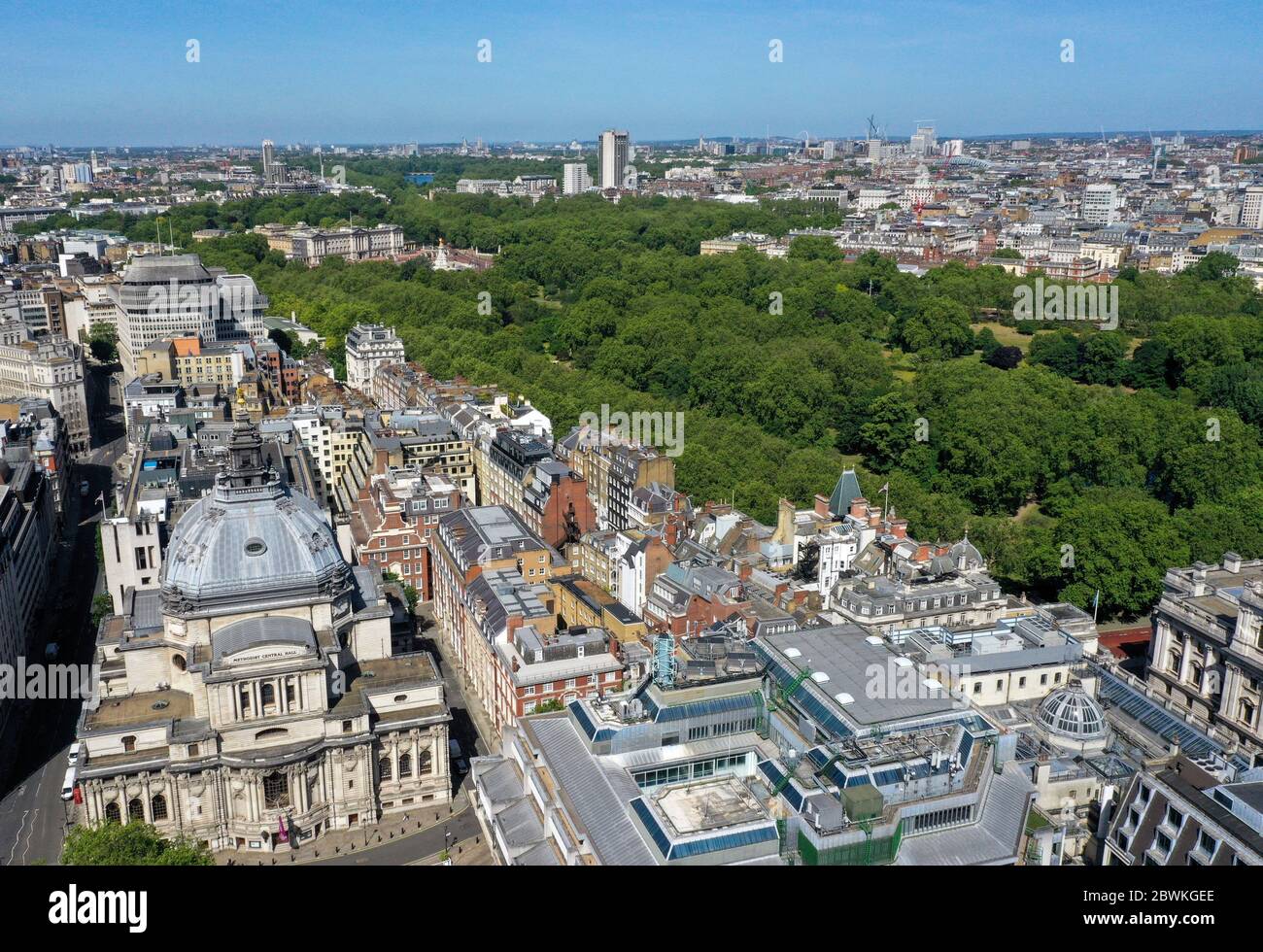 An aerial view of London showing Buckingham Palace and St James's Park, the Ministry of Justice on Tothill Street, Methodist Central Hall and Matthew Parker Street (bottom left) and the Queen Elizabeth II Centre (bottom right). Stock Photo
