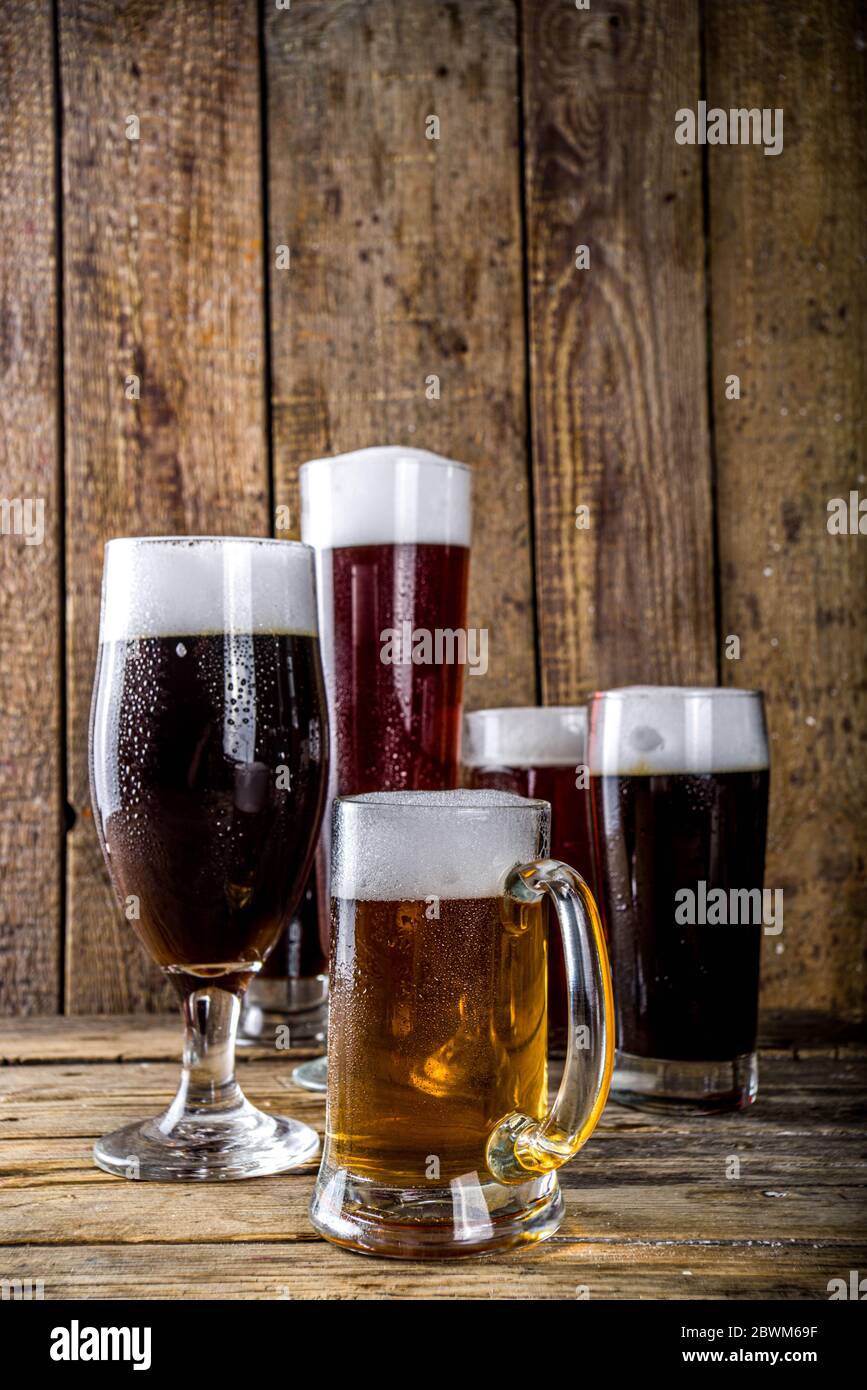 Page - Beer Glasses High Resolution Stock Photography and - Alamy
