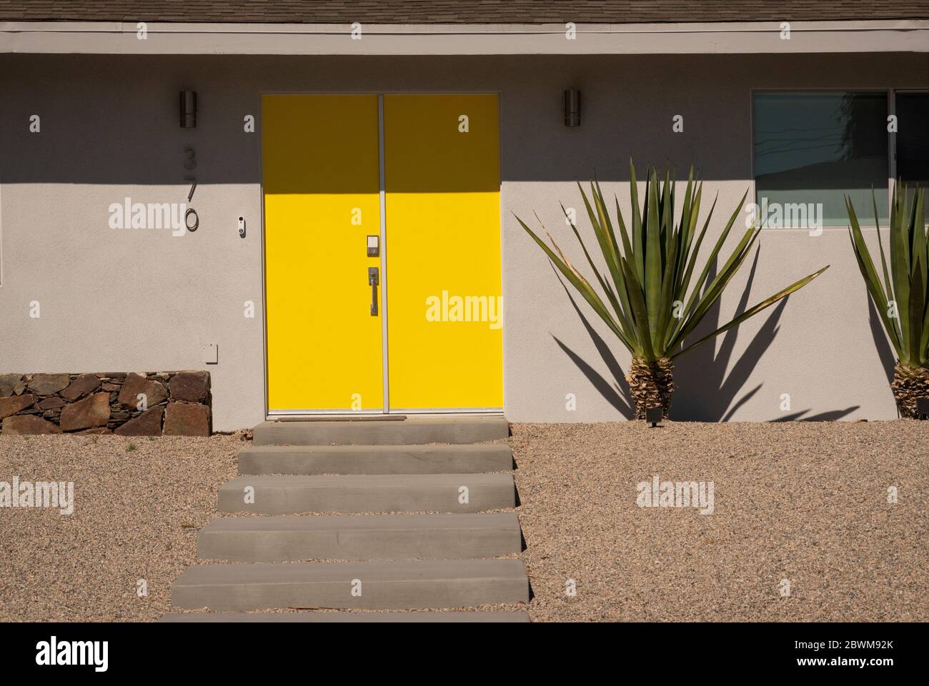 Mid Century Modern homes in Palm Springs CA Stock Photo