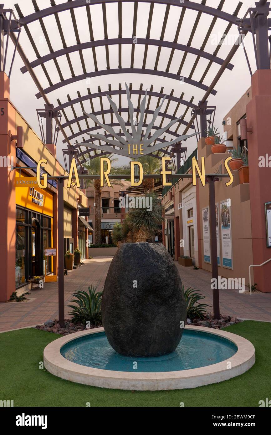 The Gardens on El Paseo - Shopping Mall