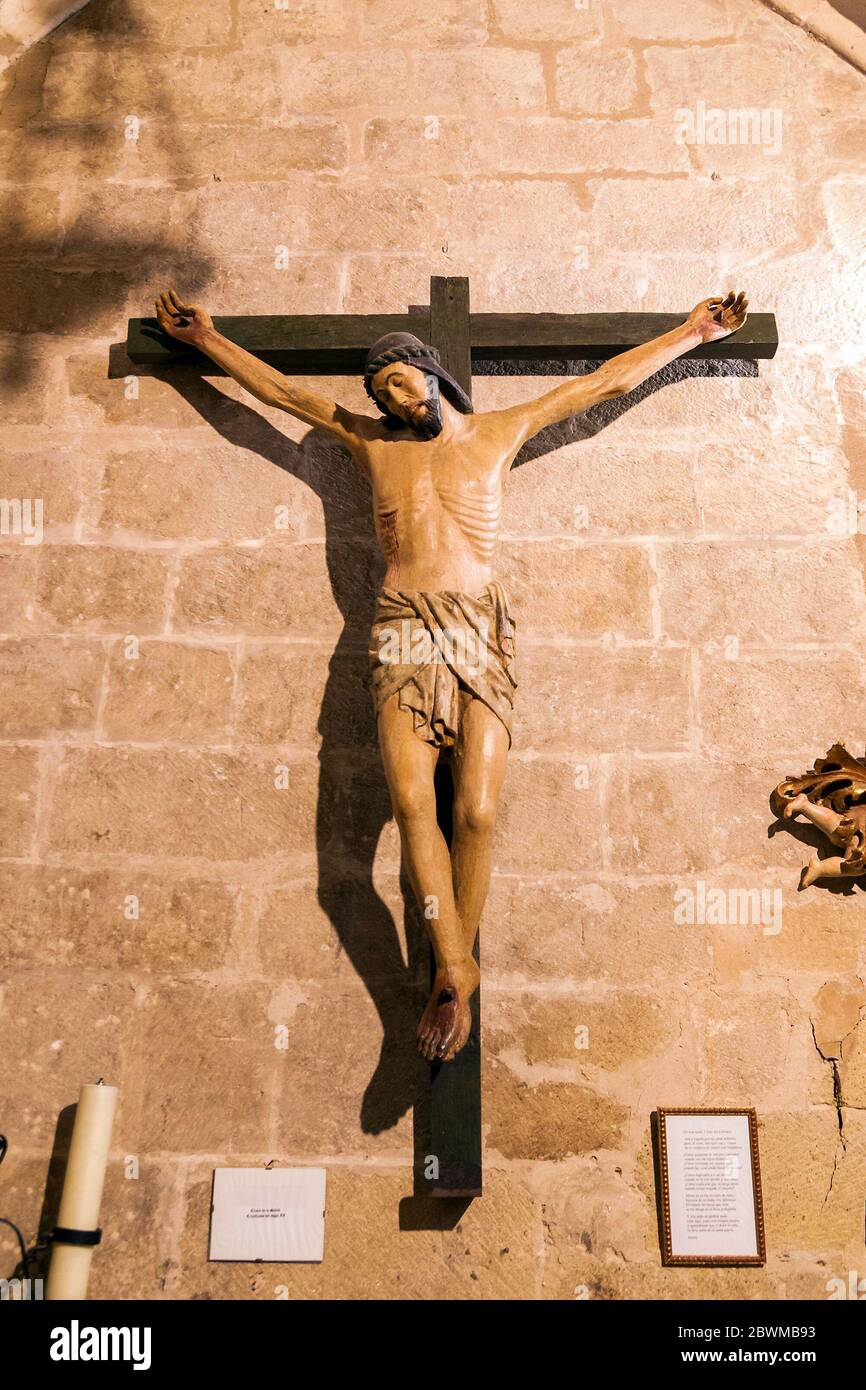 Cristo de la Salud. Iglesia de San Martín. Trujillo. Cáceres. Extremadura. España Stock Photo - Alamy Cristo de la Salud. Iglesia de San Martín. Trujillo. Cáceres. Extremadura. España Stock Photo - Alamy