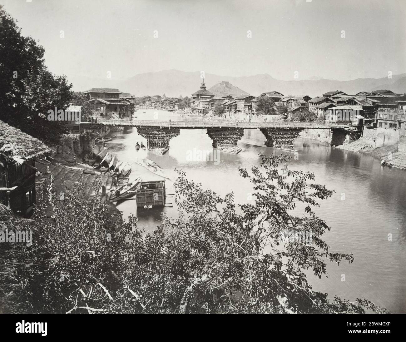 Old Srinagar Vintage Kashmir High Resolution Stock Photography and Images -  Alamy