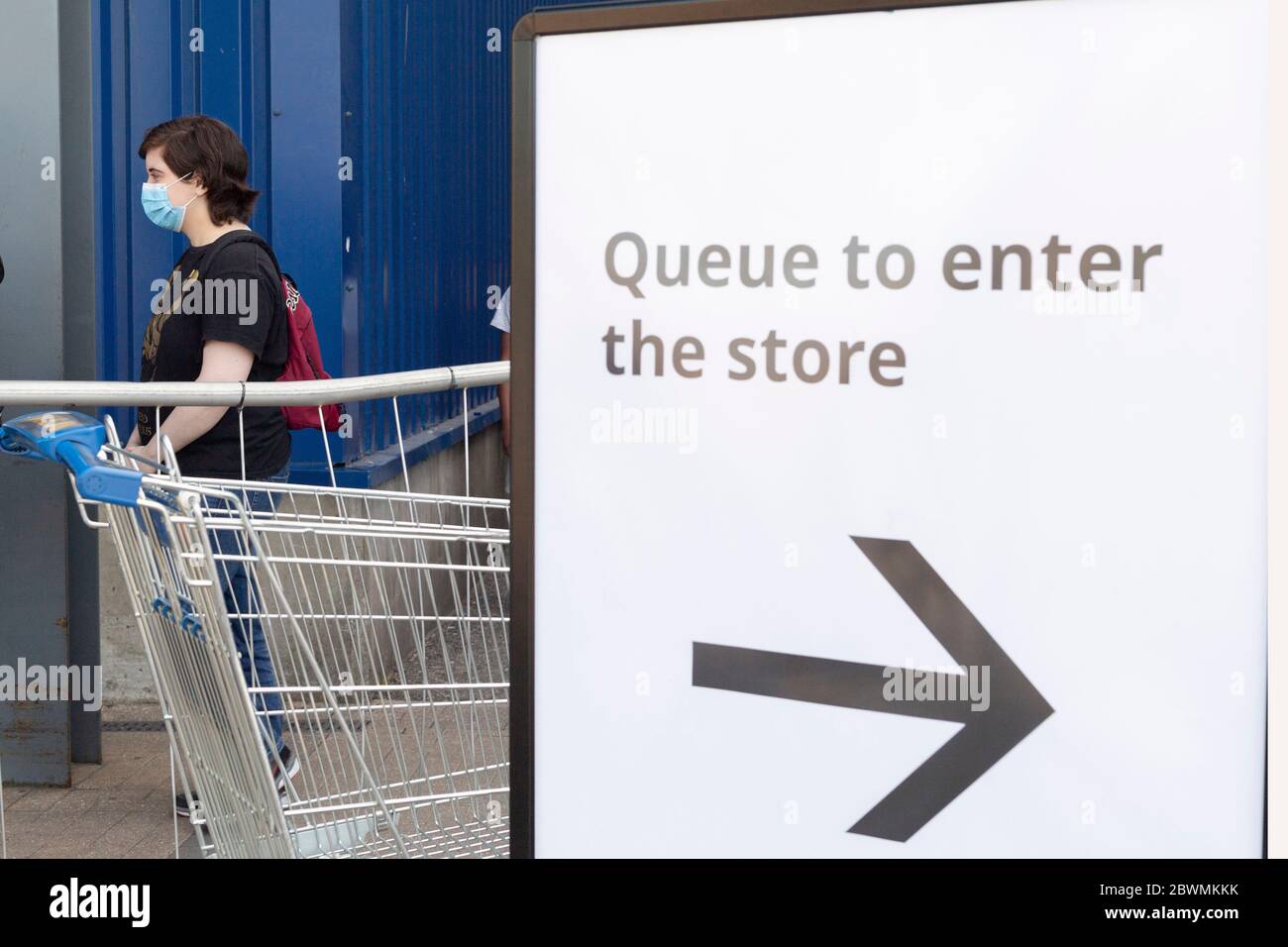 London, Britain. 2nd June, 2020. A customer keeps social distancing