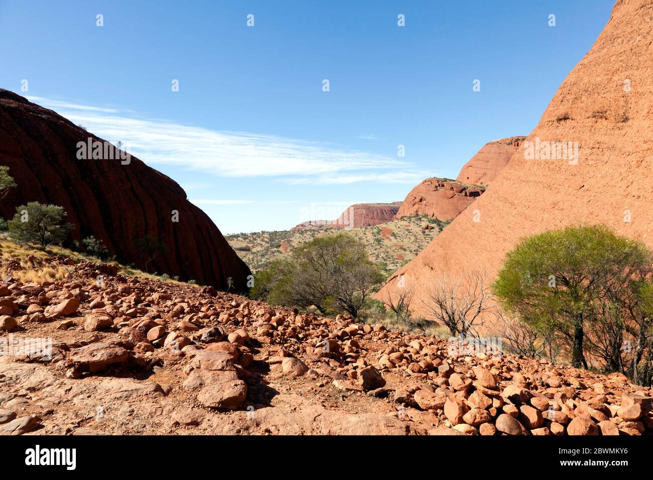 View of a section of the Valley of the winds at Kata Tjuṯa, in the Uluru-Kata Tjuṯa National Park, Northern Territory, Australia Stock Photo