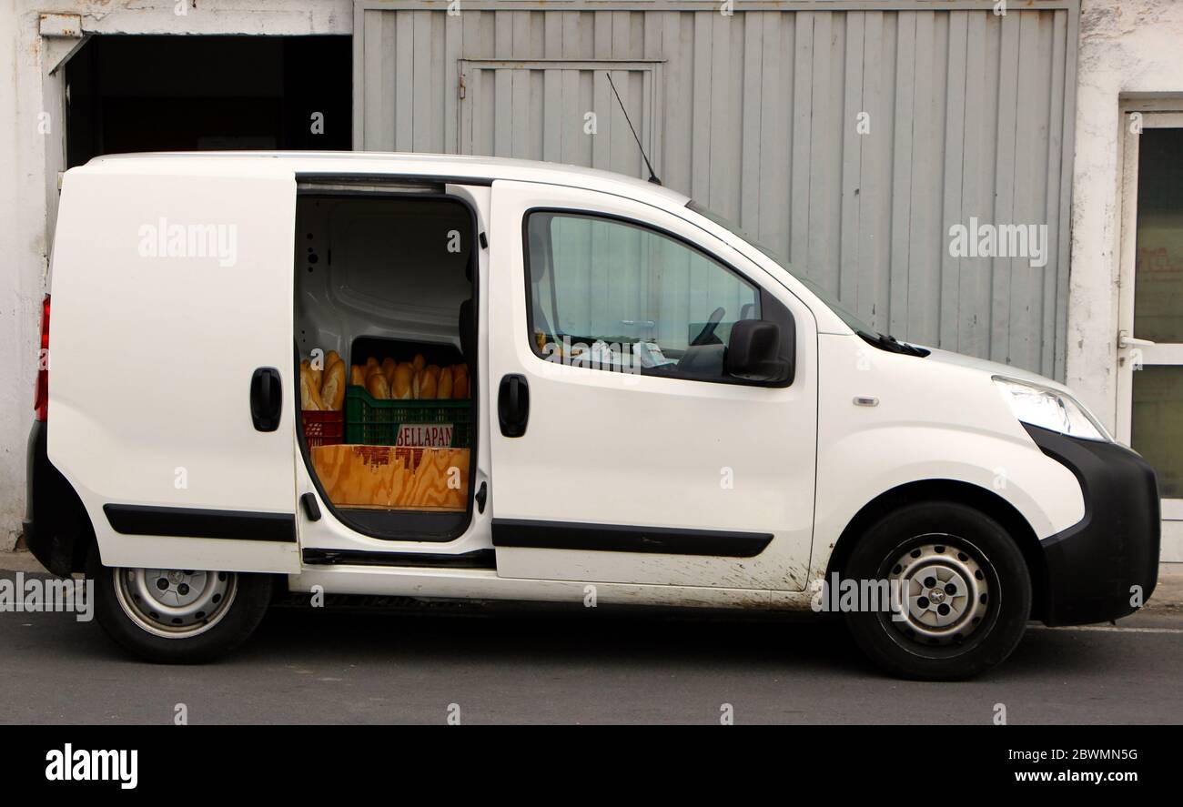 Bakers Van High Resolution Stock Photography and Images Alamy