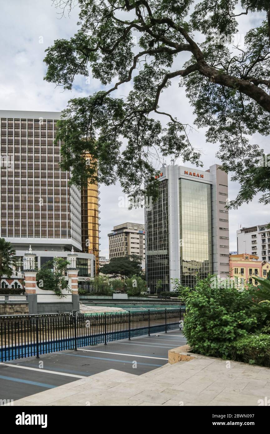 KUALA LUMPUR, MALAYSIA - NOVEMBER 28, 2019: Panoramic view of River of Life Kolam Biru water and Leboh Pasar Besar, KL. The Blue Pool is the 1st phase Stock Photo