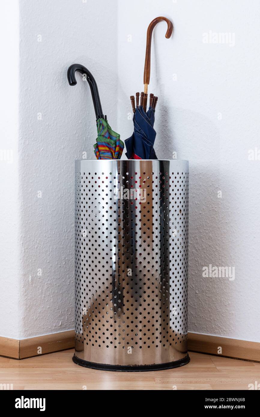Umbrella stand hires stock photography and images Alamy