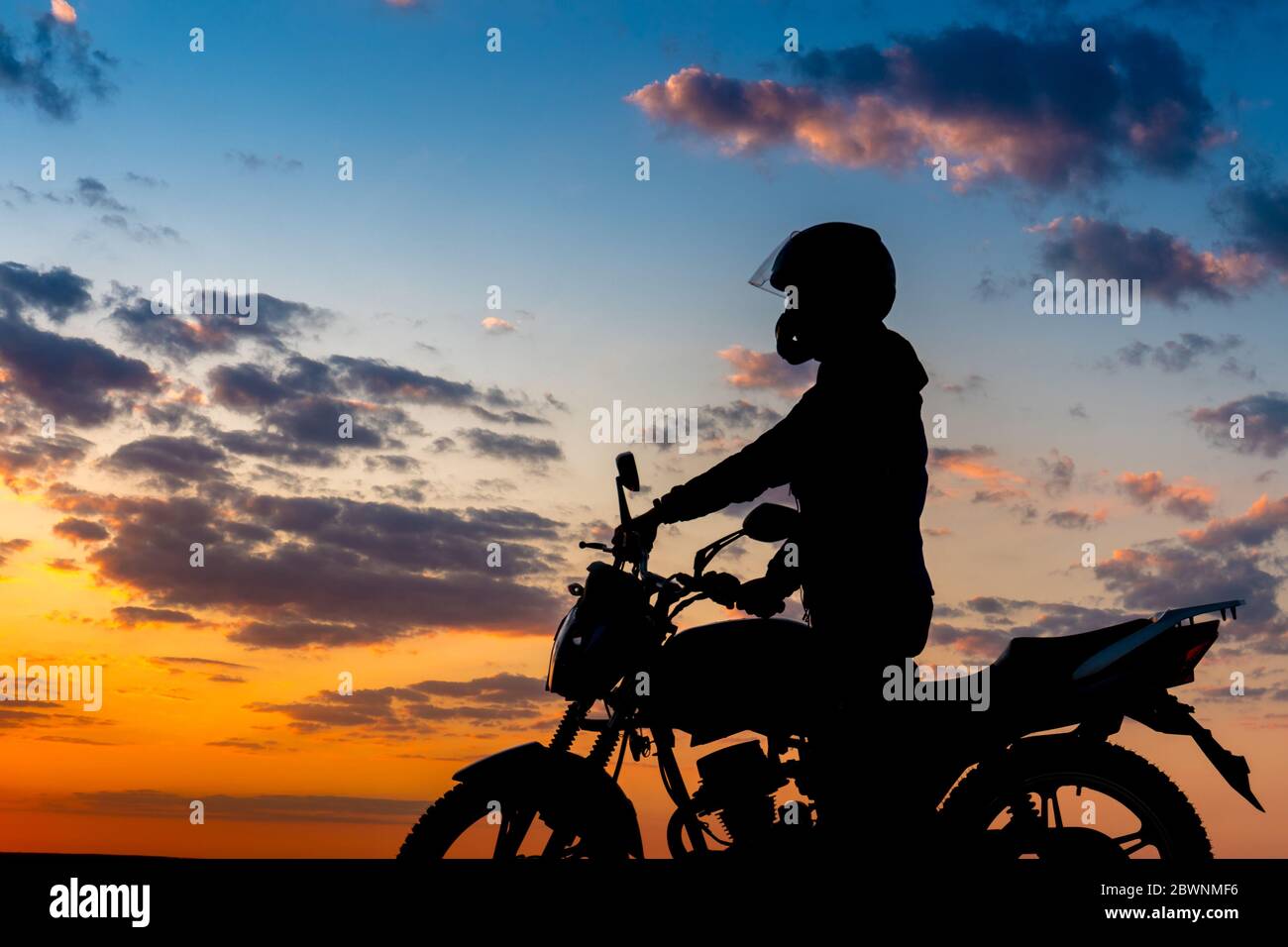 Cycle And Sunset Hi Res Stock Photography And Images Alamy