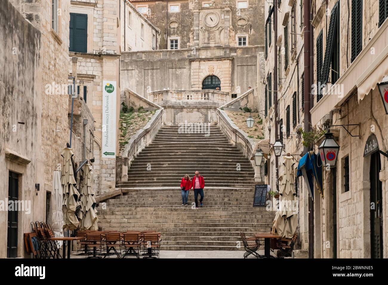 Walk of shame hires stock photography and images Alamy