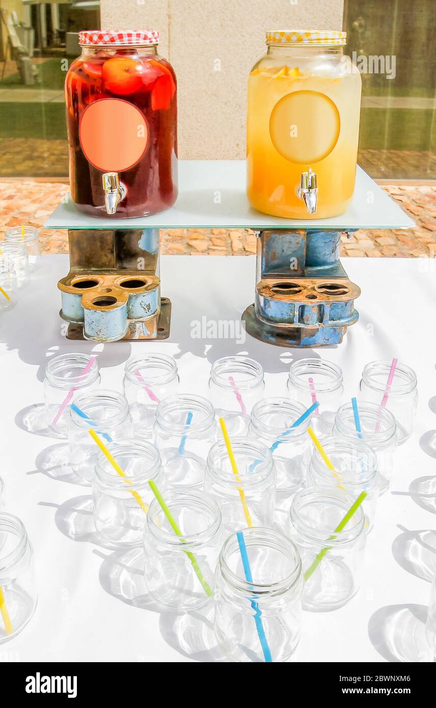 Plastic glass lemonade hires stock photography and images Alamy