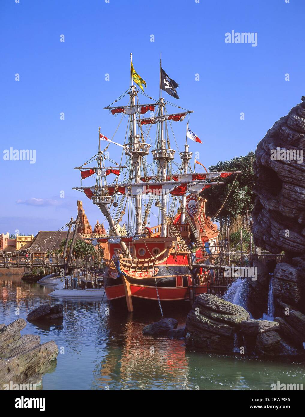 Pirate Galleon, Disneyland Park, Disneyland Paris, Marne-la-Vallée, Île-de-France, France Stock Photo