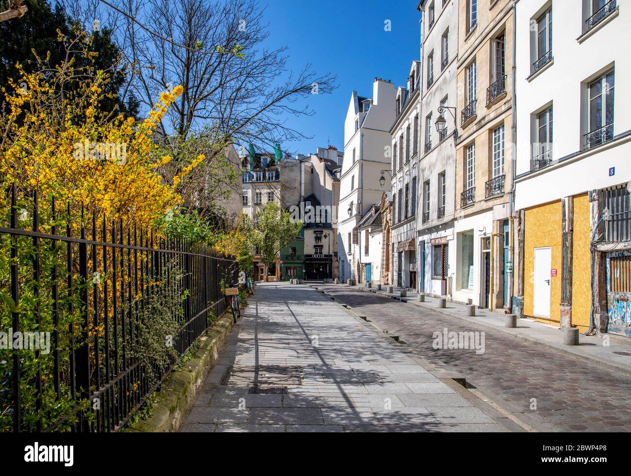 Paris, France - April 1, 2020: 16th day of containment because of Covid-19 in a street of Quartier Latin Stock Photo