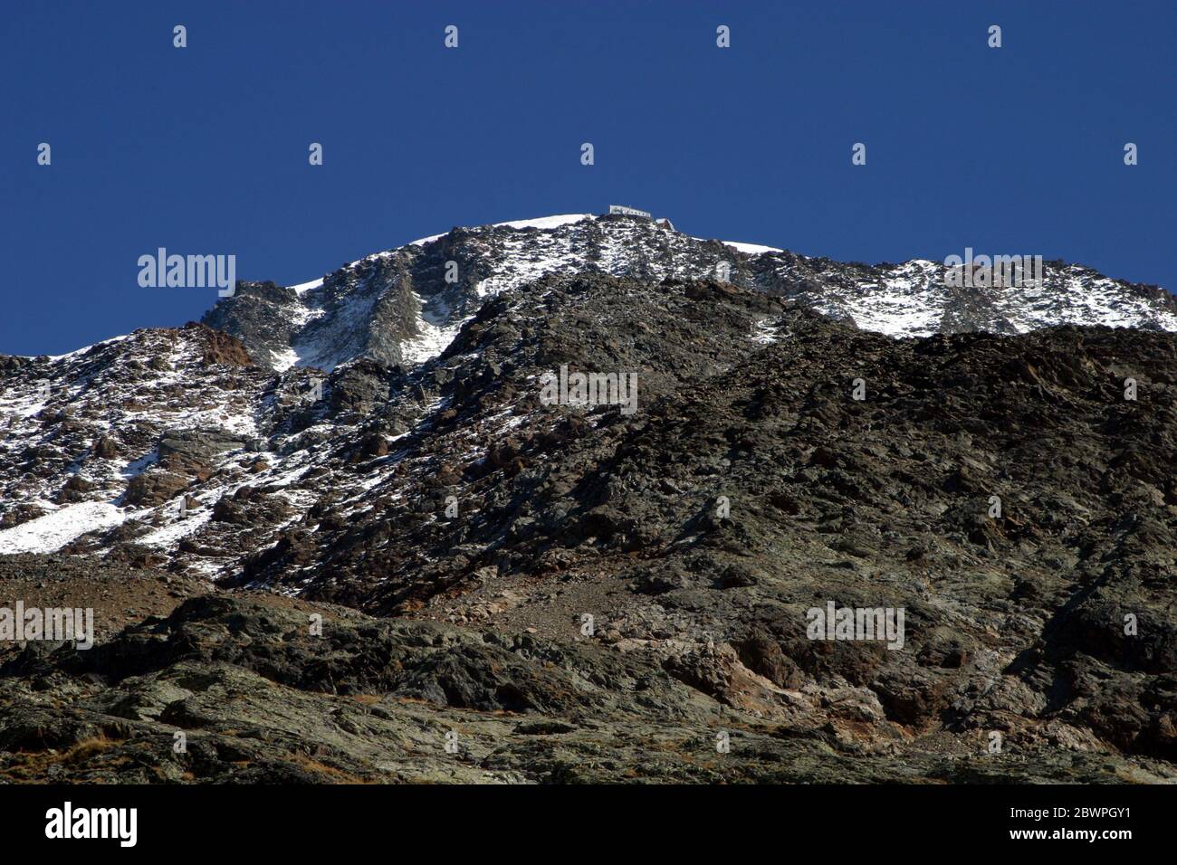 Mont blanc gouter route hi-res stock photography and images - Alamy