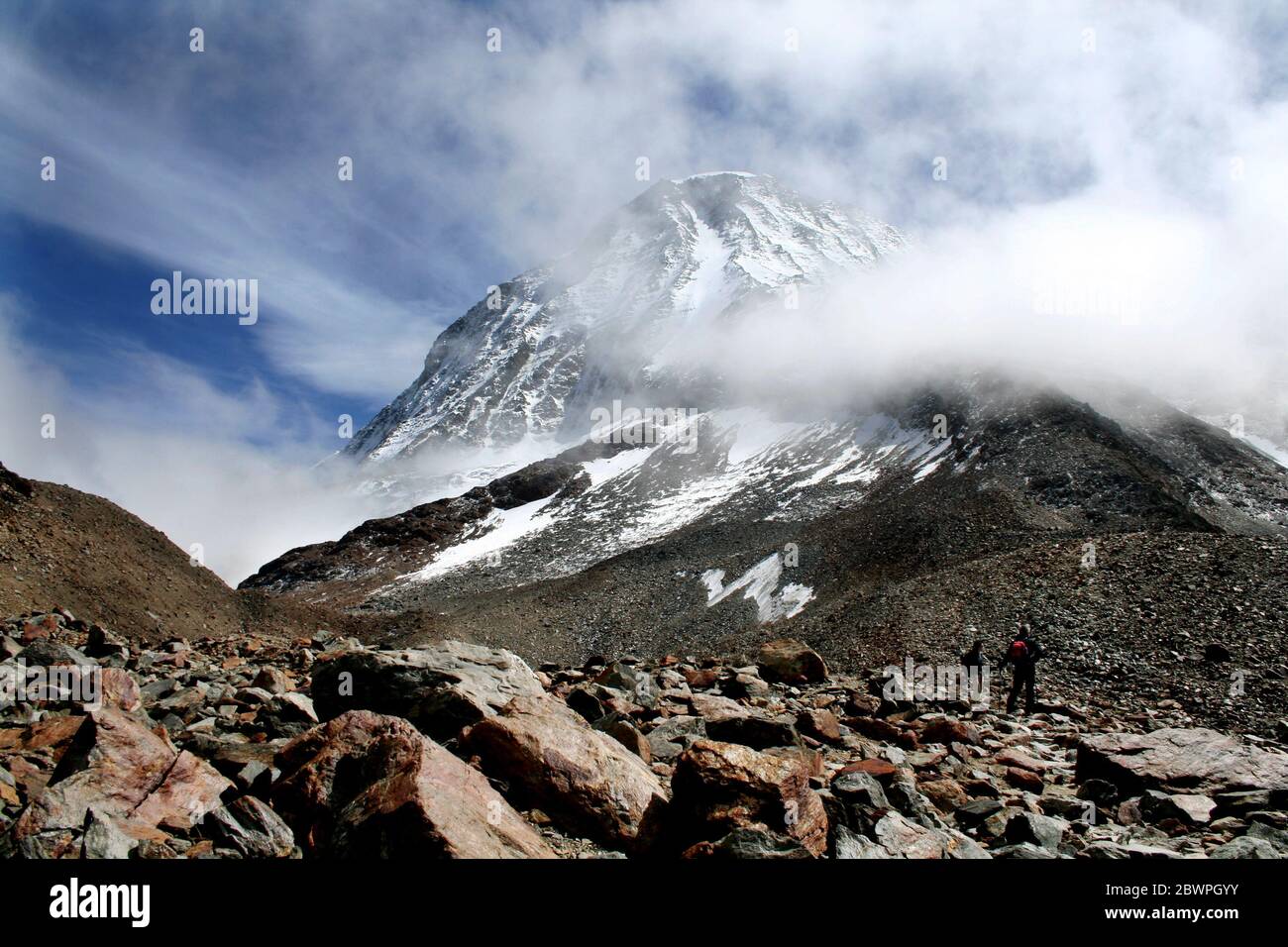Mont blanc gouter route hi-res stock photography and images - Alamy
