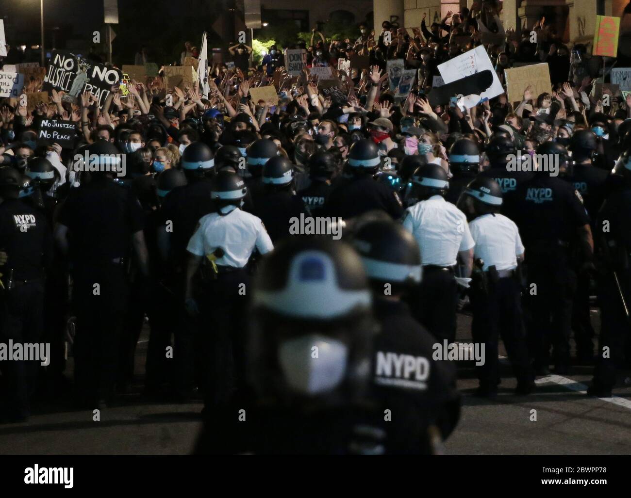 Manhattan Riot Nypd gear hi-res stock photography and images - Alamy