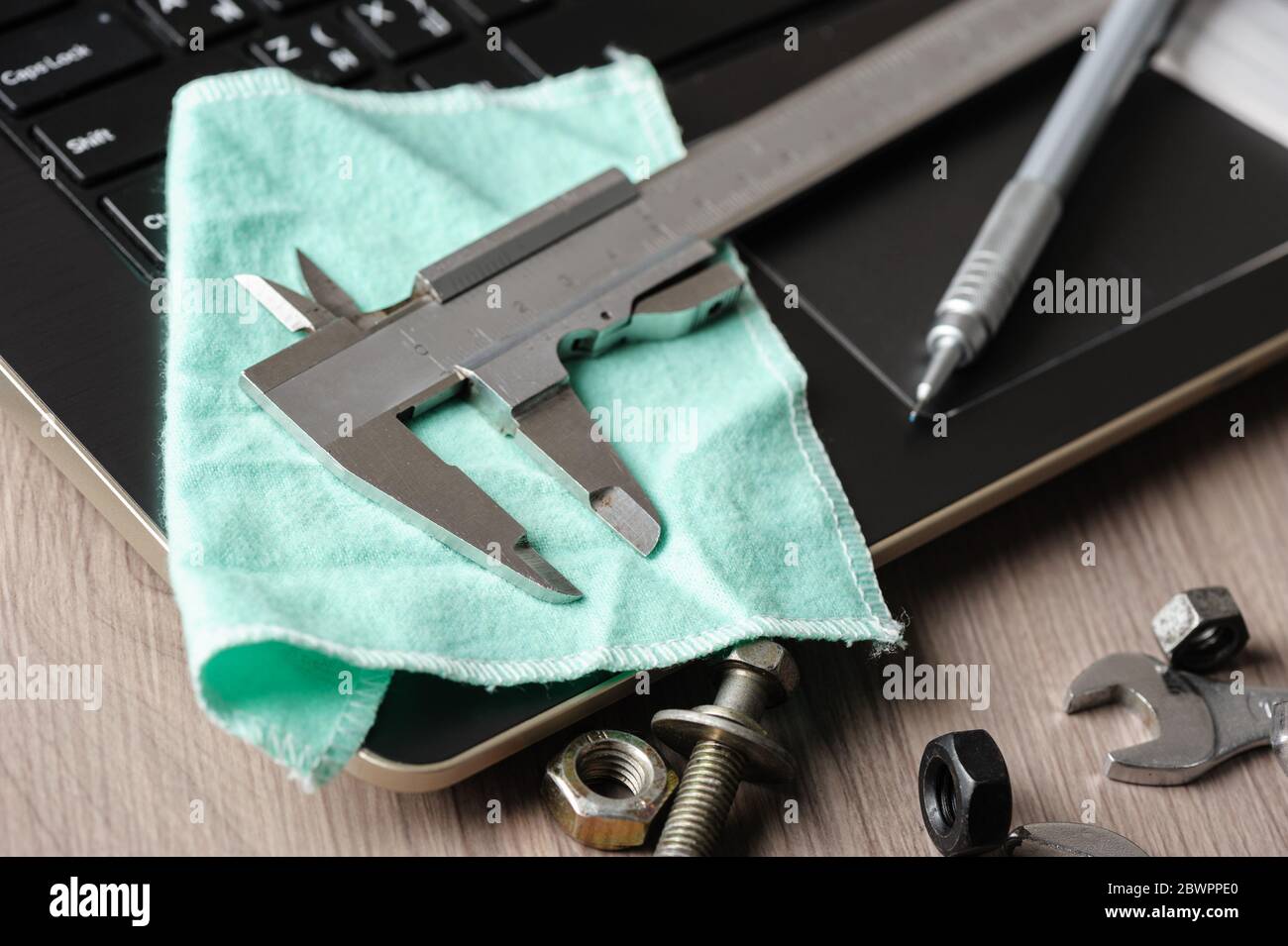 metal vernier caliper, vernier caliper is a measuring instrument used to precisely measure