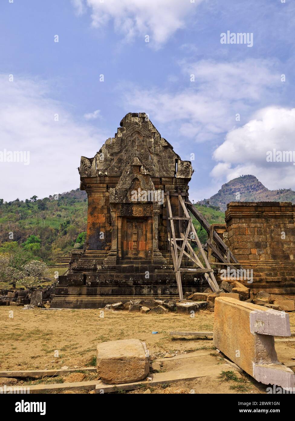 Vat Phou Temple In Laos Stock Photo Alamy vat-phou-temple-in-laos-stock-photo-alamy