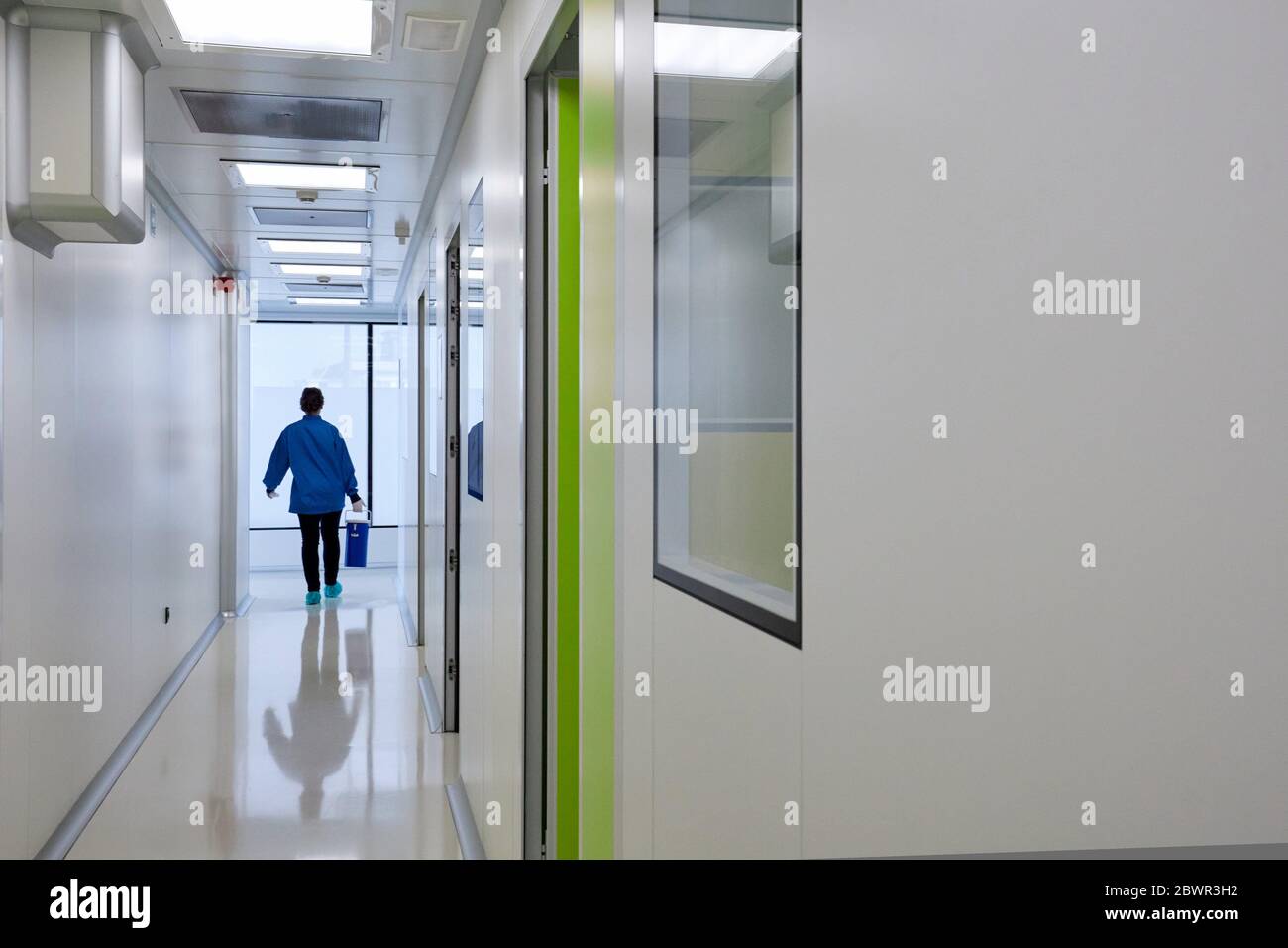 Lab, Clean room, Pharmaceutical plant, Drug manufacturing plant, Research Center, Stock Photo