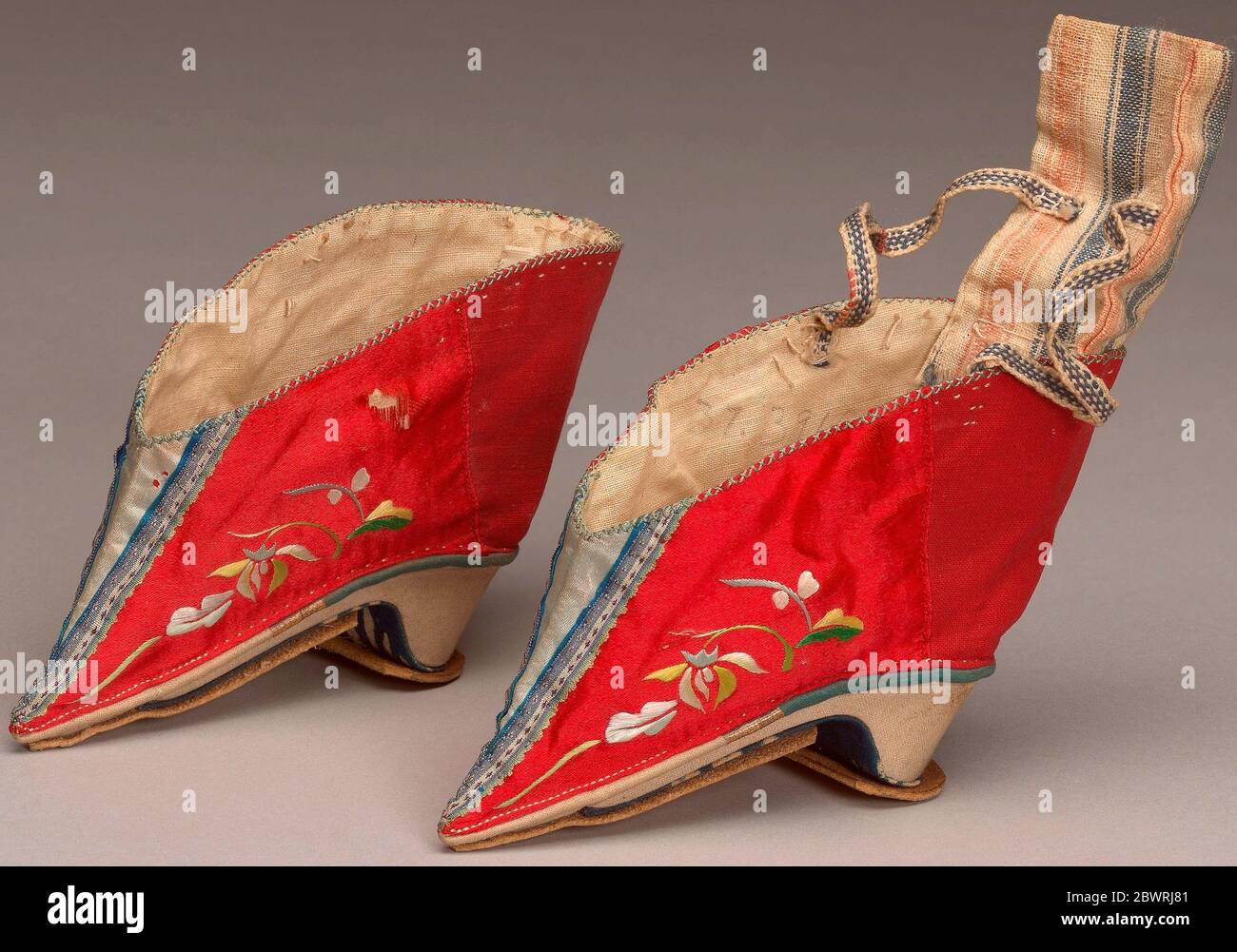 Woman's Shoes Qing dynasty (1644'1911), 19th century China. Blue