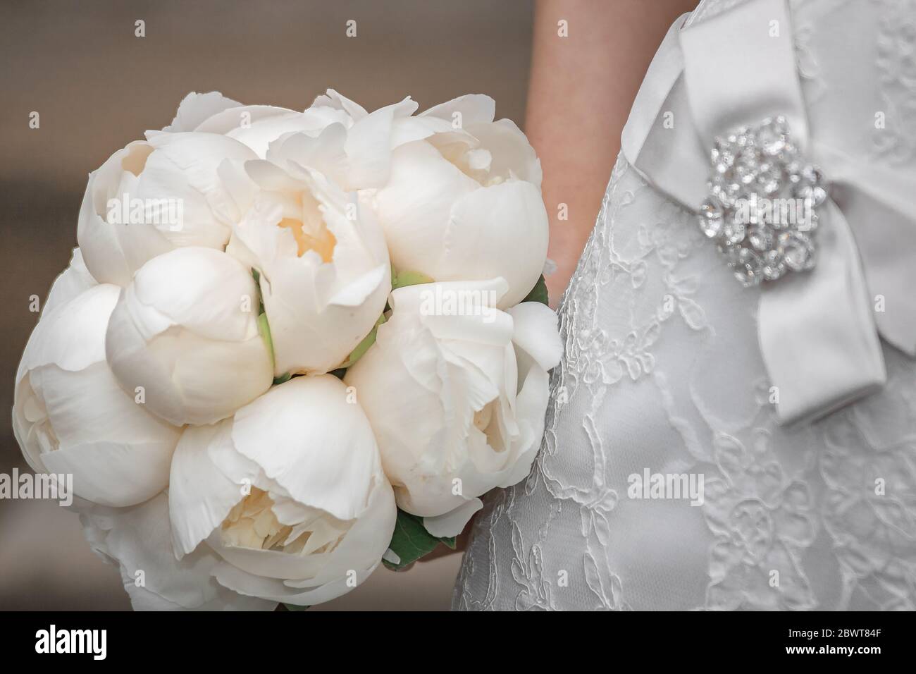 bridal bouquet of white peonies Stock Photo - Alamy