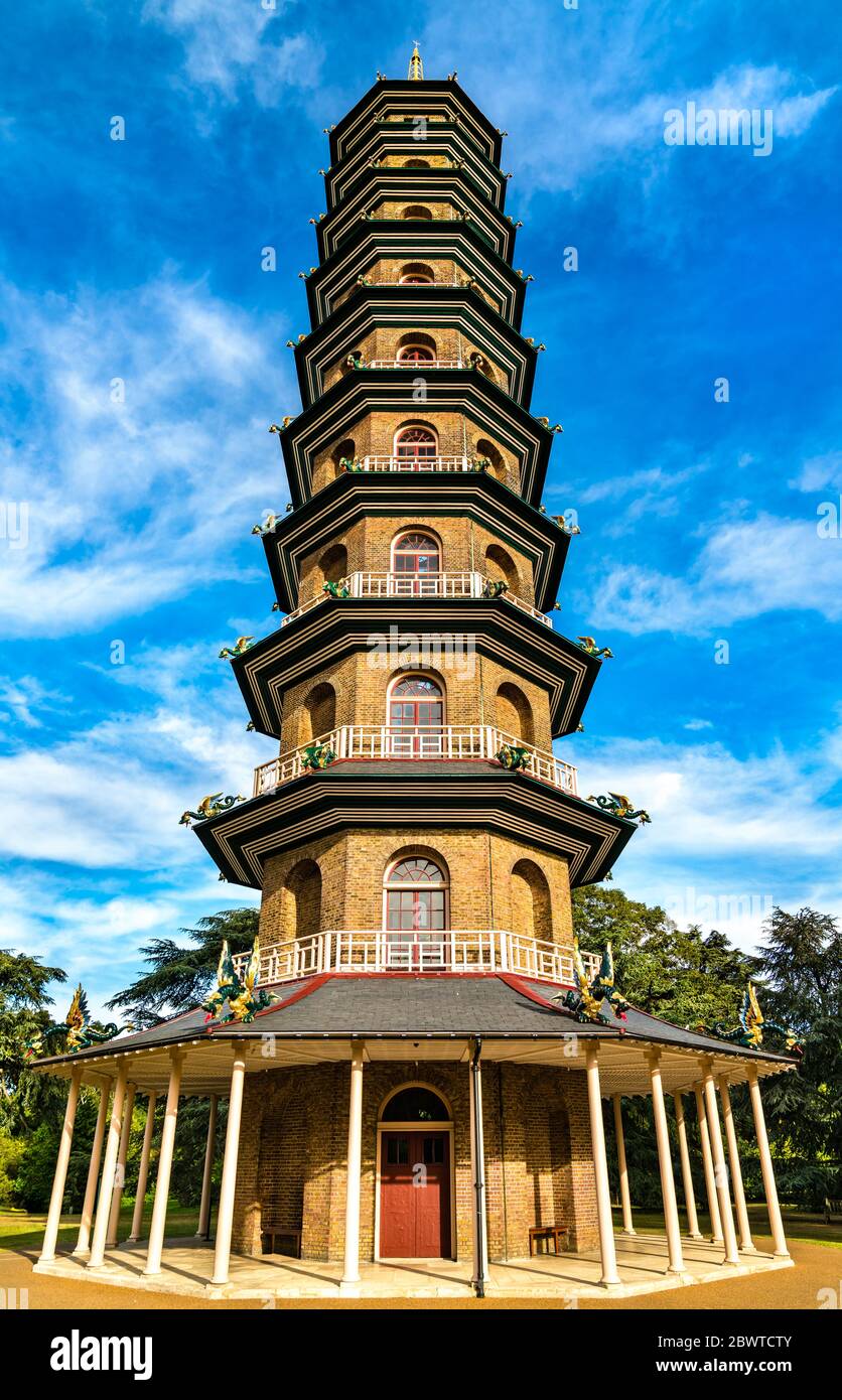 The Great Pagoda at Kew Gardens in London Stock Photo Alamy