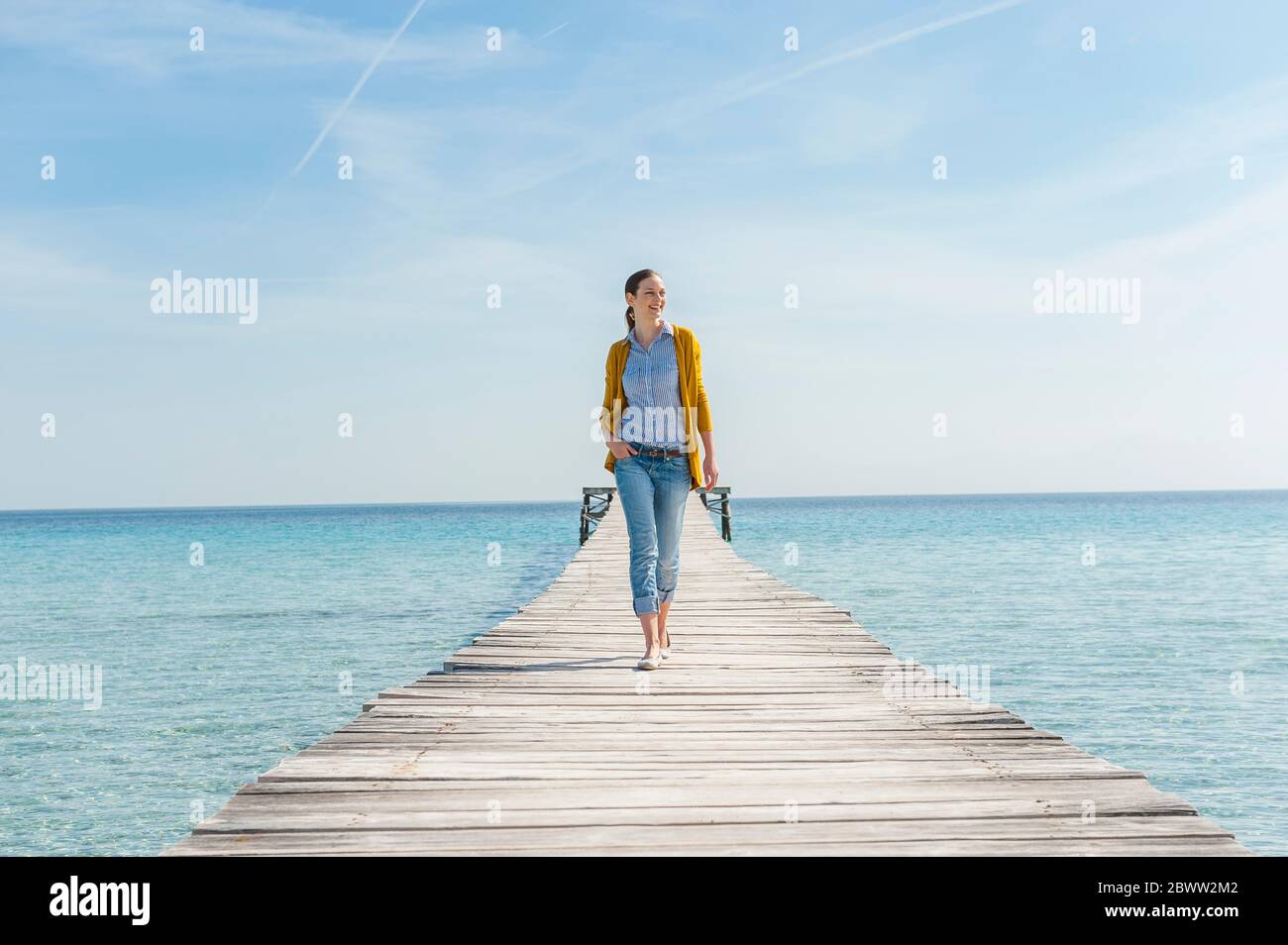 Walking the jetty hi-res stock photography and images - Alamy