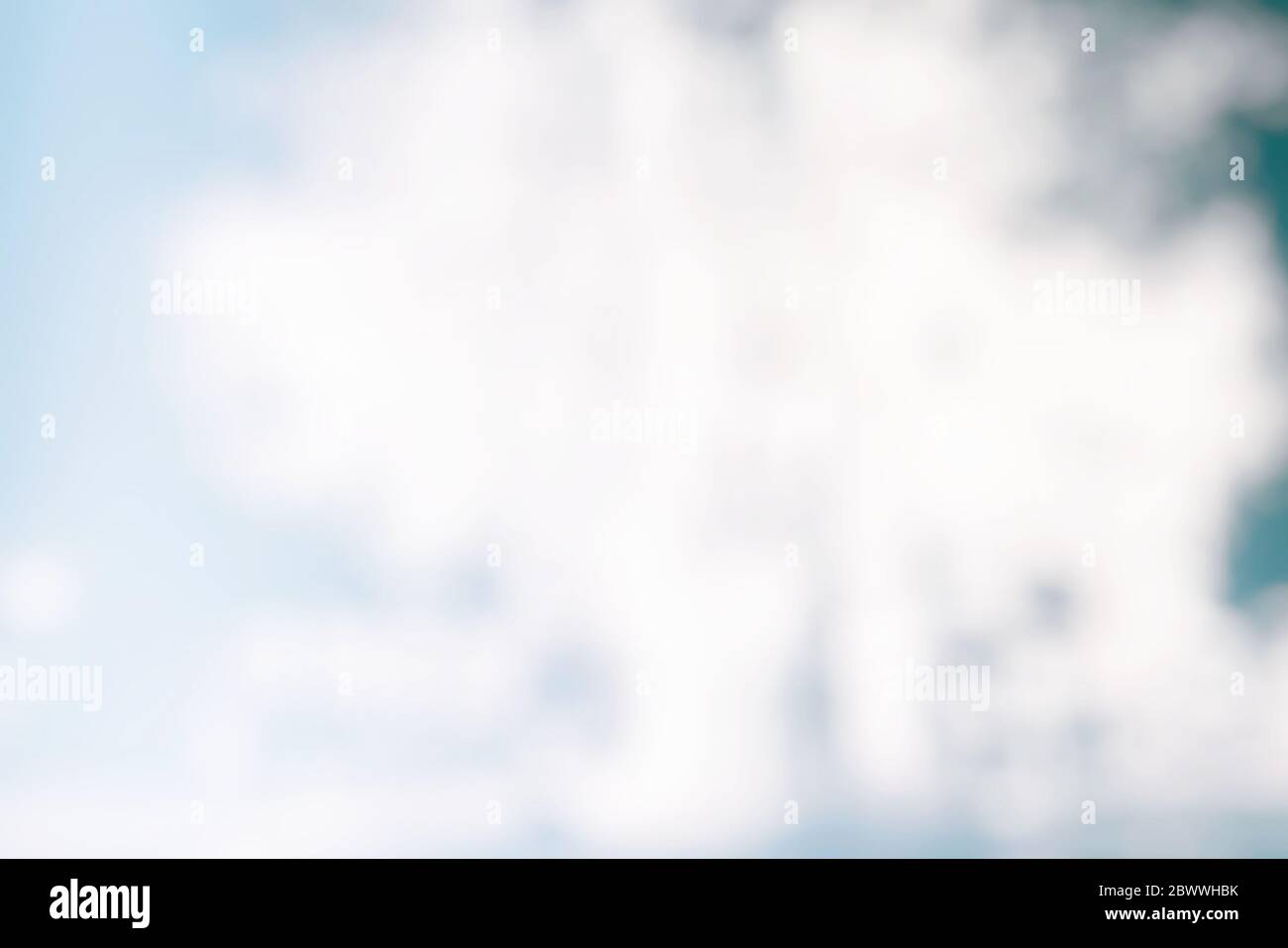Abstract blurred white light hi-res stock photography and images - Alamy