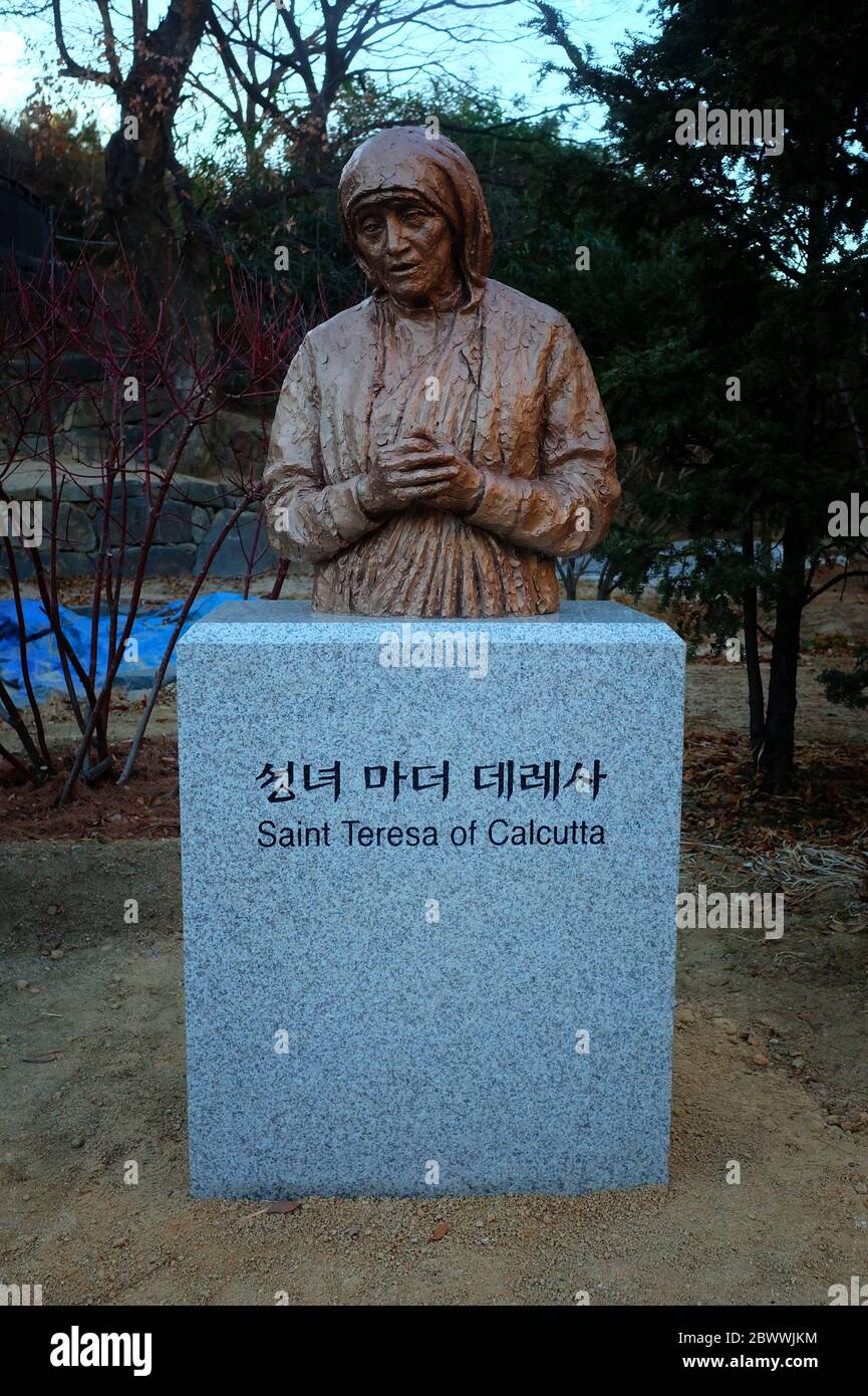 SEOUL, SOUTH KOREA - DECEMBER 29, 2018: Saint Teresa of Calculta statue at Jeoldusan Martyrs Shrine in winter time where is a famous landmark of Seoul Stock Photo