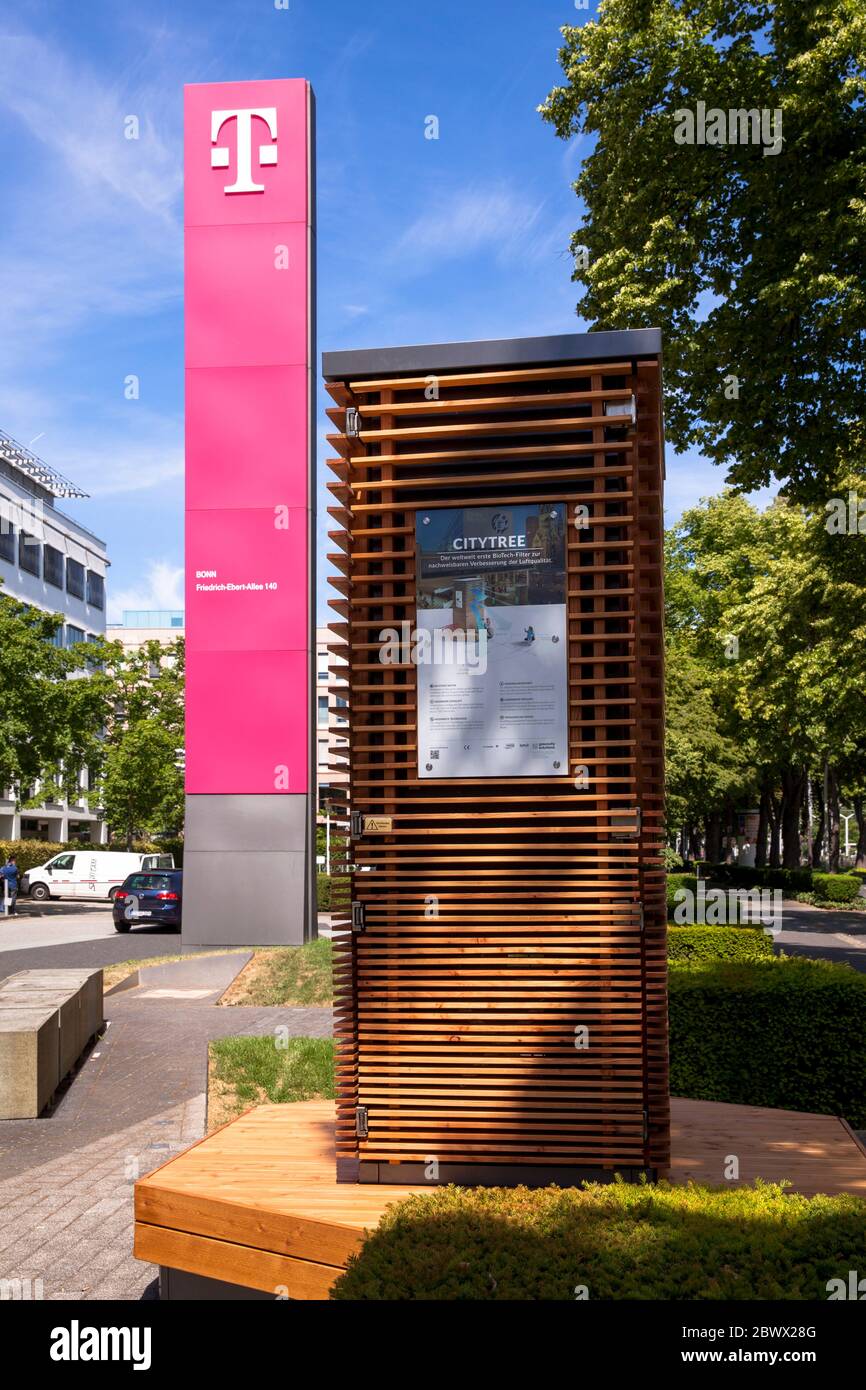 the BioTech filter CityTree in front of the Telekom headquarters on Friedrich-Ebert-Allee. It uses moss to filter pollutants from the air, Bonn, North Stock Photo