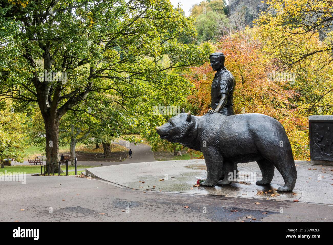 Statue of Wojtek the Bear in Princes Street Gardens Edinburgh Scotland. Stock Photo