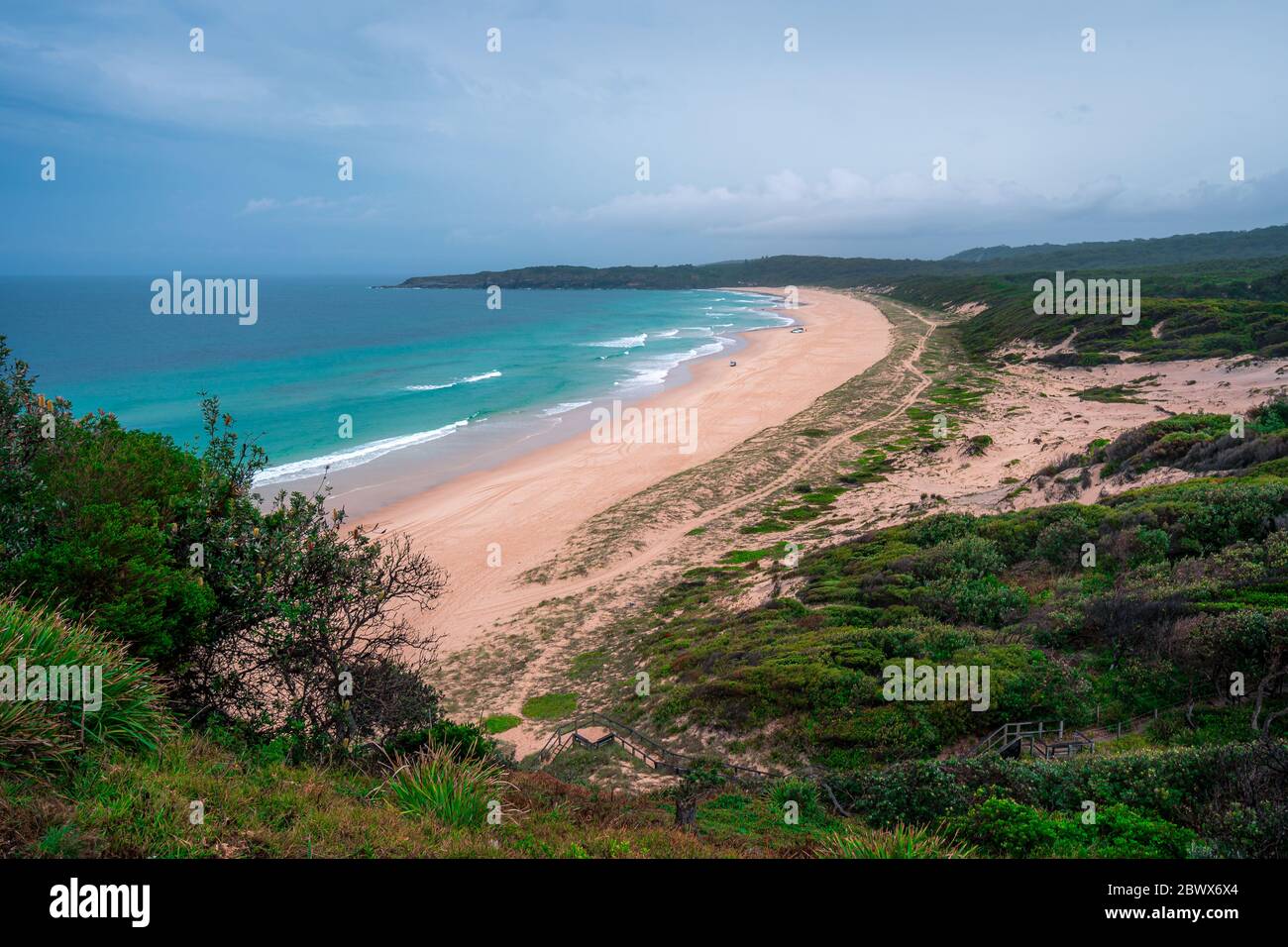 sugarloaf-point-lighthouse-nsw-australia-stock-photo-alamy