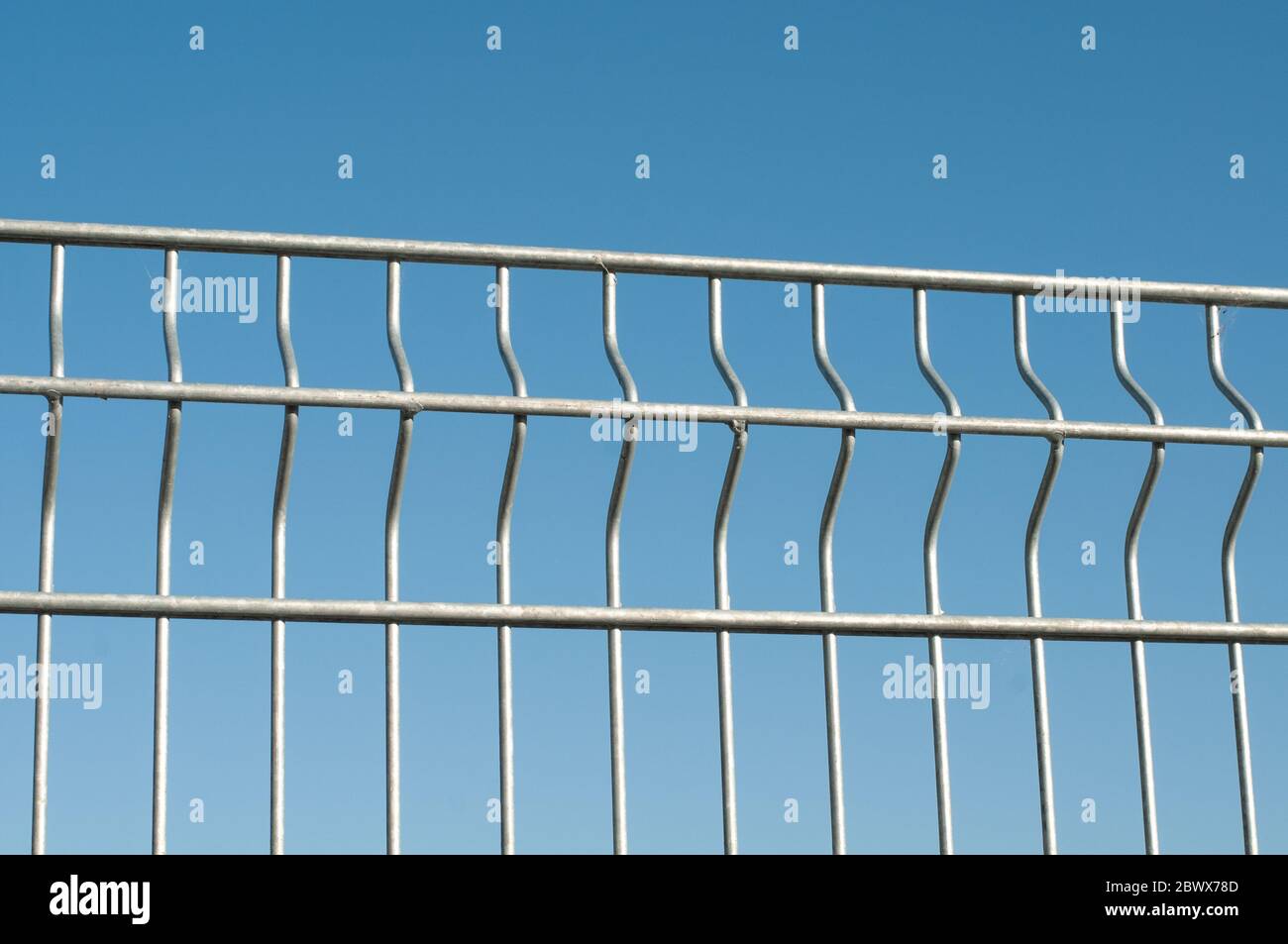 Metal Fance Rods Boundary rods hi-res stock photography and images - Alamy