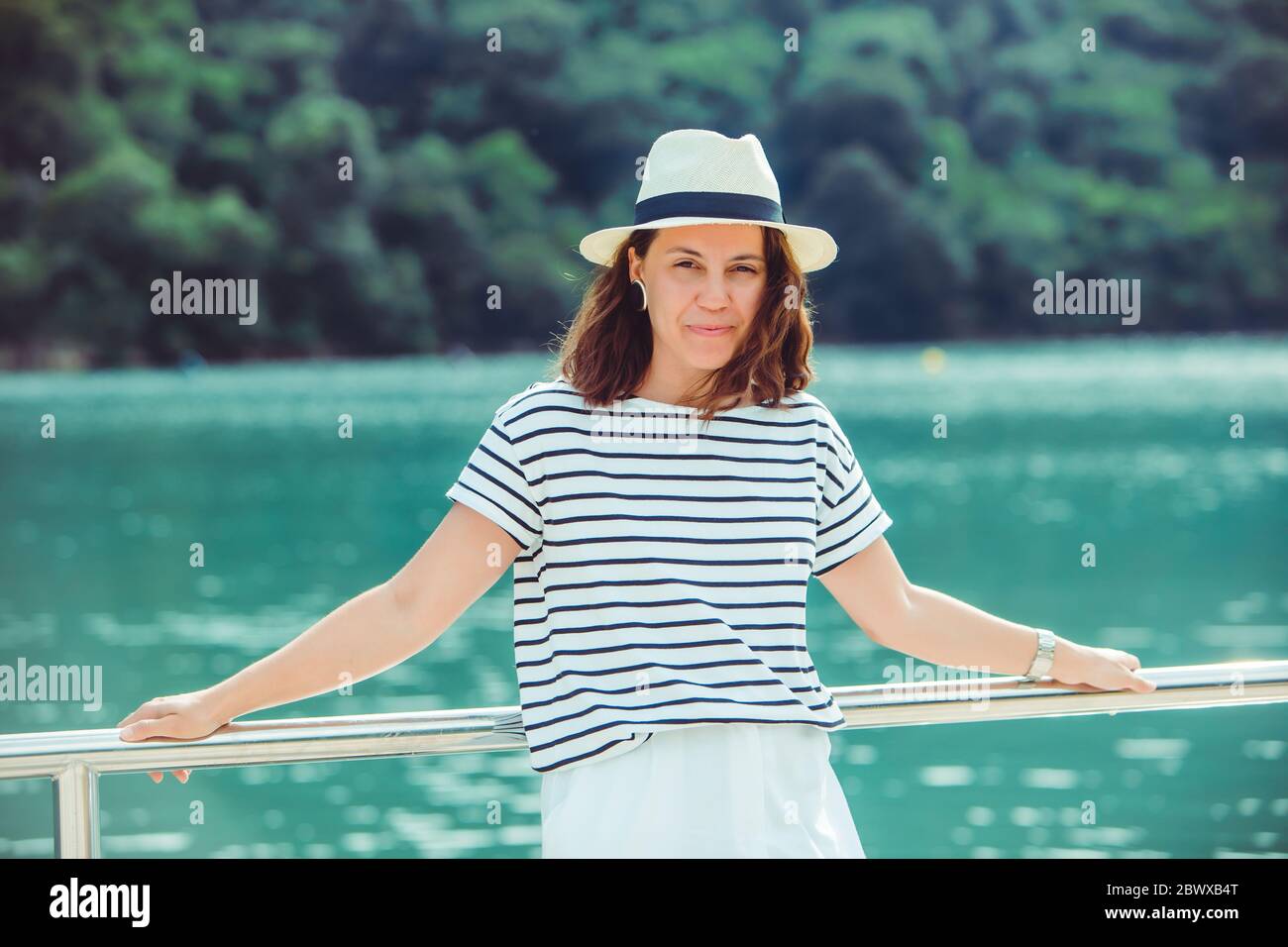 woman portrait in white fedora hat Stock Photo Alamy