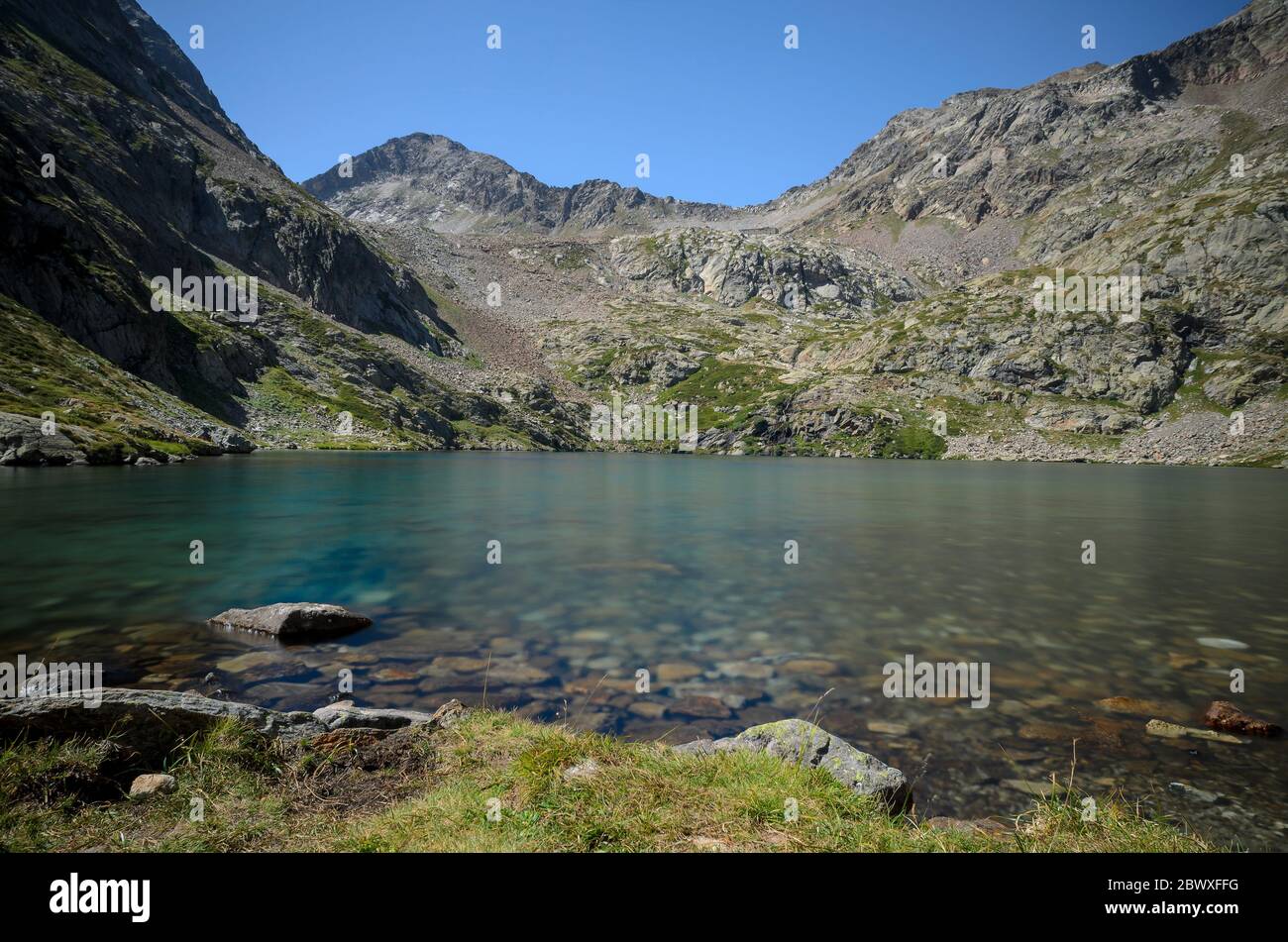 Maritime lake hi-res stock photography and images - Alamy