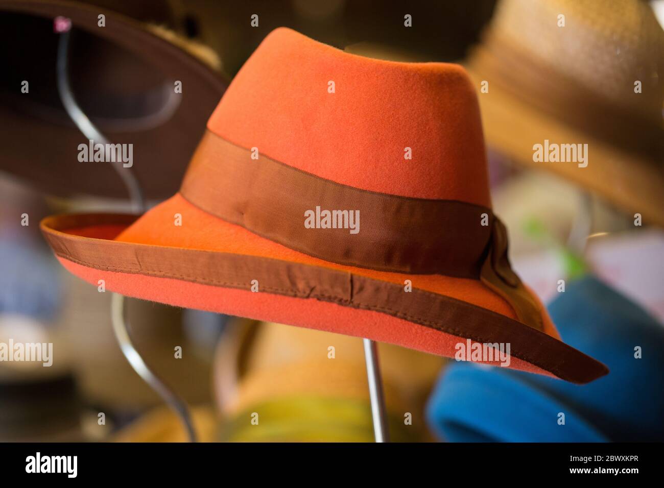Vintage felt hat hi-res stock photography and images - Alamy