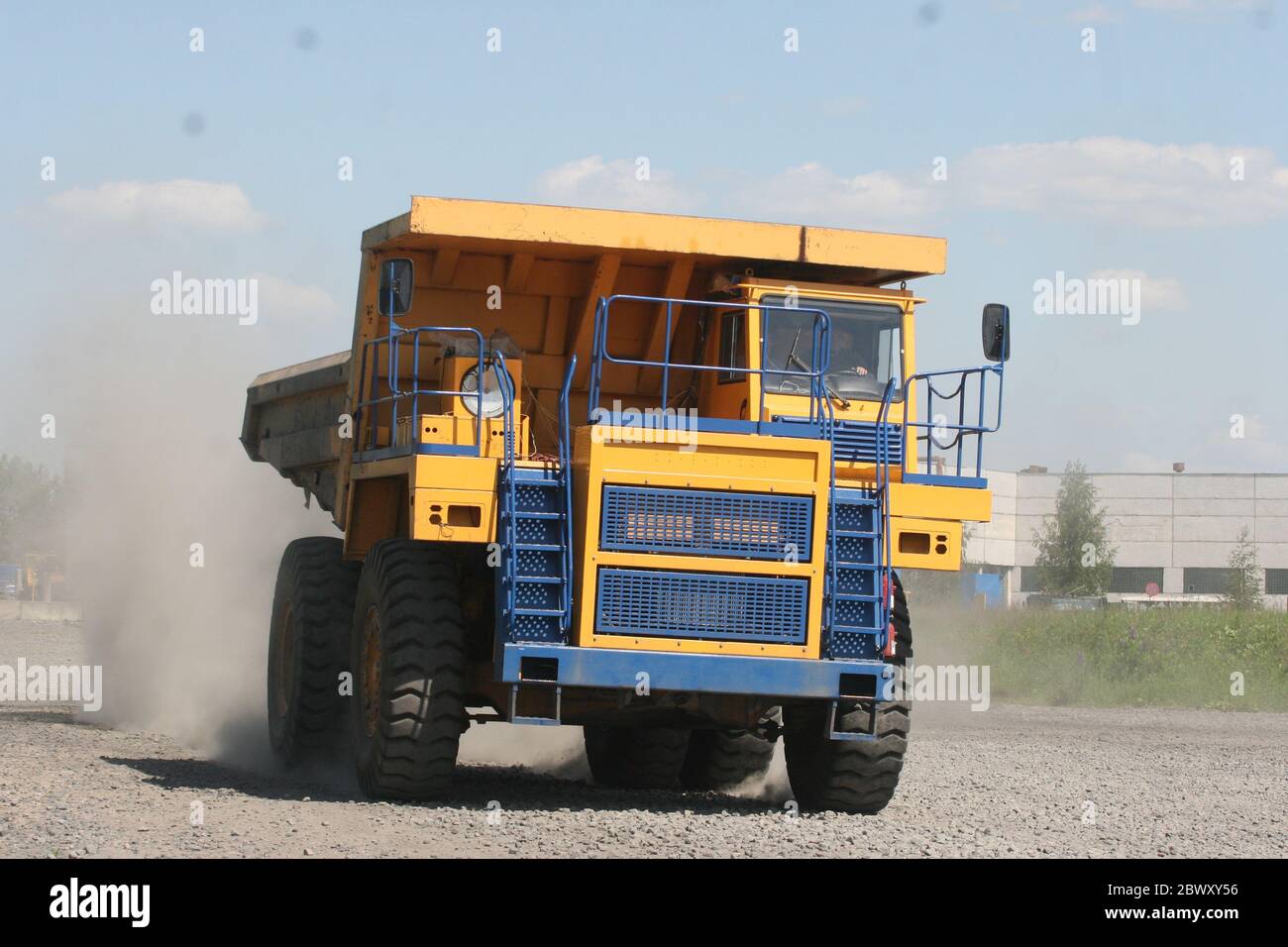 Foto Prewed Mobil Dump.truck Foto Prewedding Di Mobil
