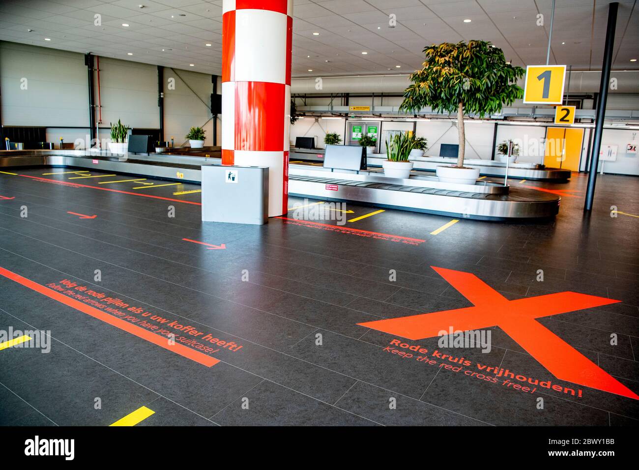 The hague airport hi-res stock photography and images - Page 4 - Alamy