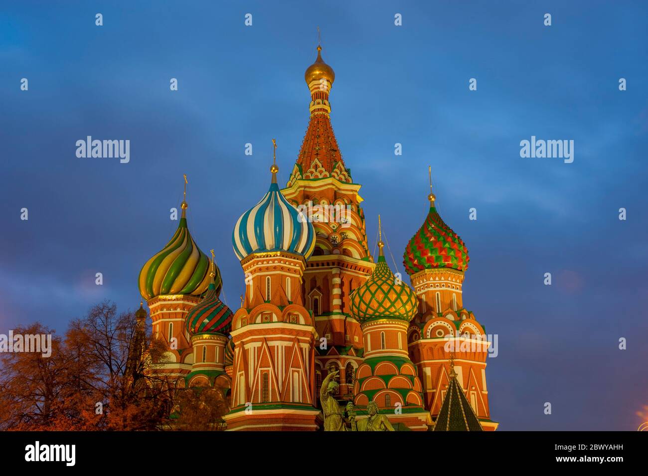 Photo st basils cathedral hi-res stock photography and images - Alamy