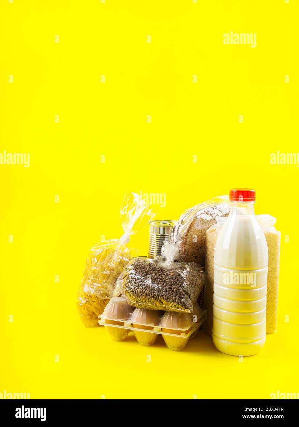 Food staples delivery or donation box concept Stock Photo Alamy