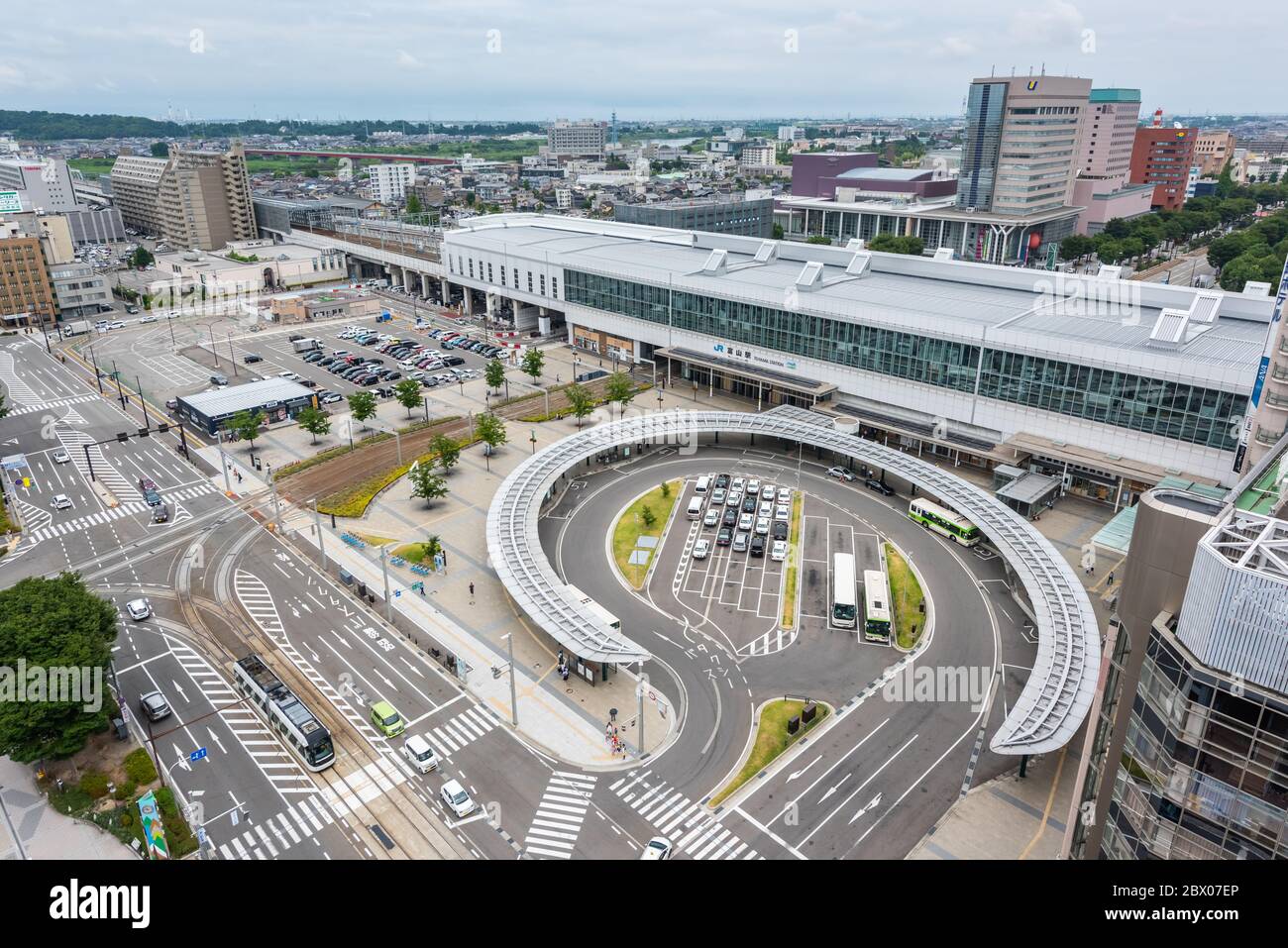 Toyama jr station hires stock photography and images Alamy