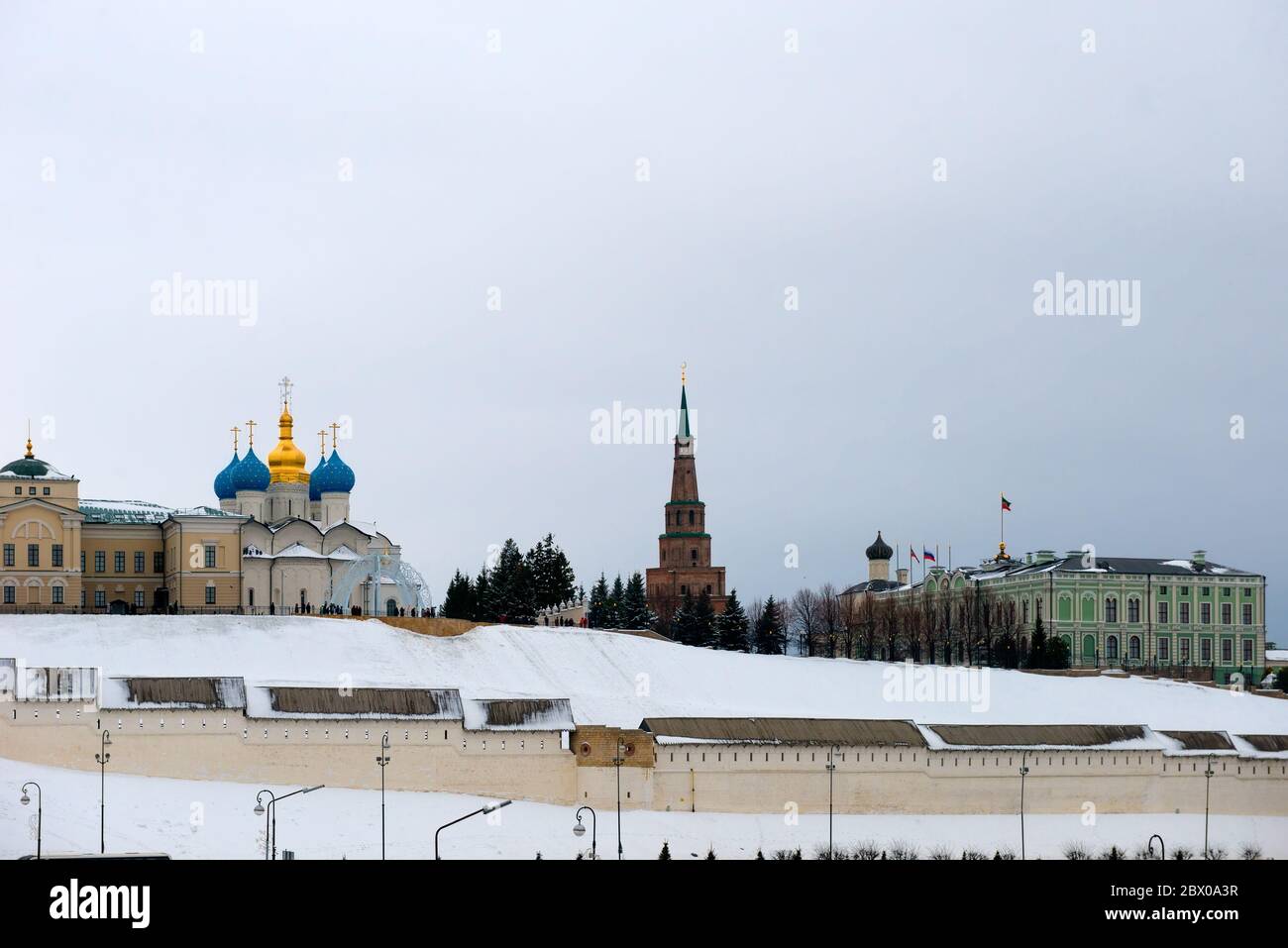 KAZAN, RUSSIA - JANUARY 5 2020: Annunciation Cathedral and the Suyumbike tower - sentinel (watch) tower in the Kazan Kremlin . Syuyumbike tower also b Stock Photo