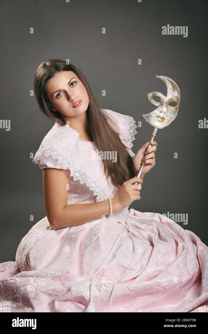 Beautiful woman historical hi-res stock photography and images - Alamy