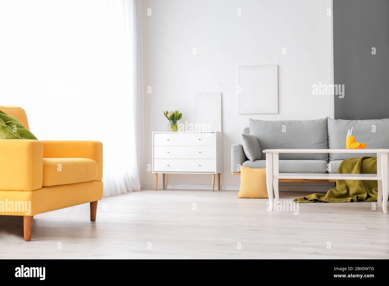 Stylish interior of modern living room Stock Photo - Alamy