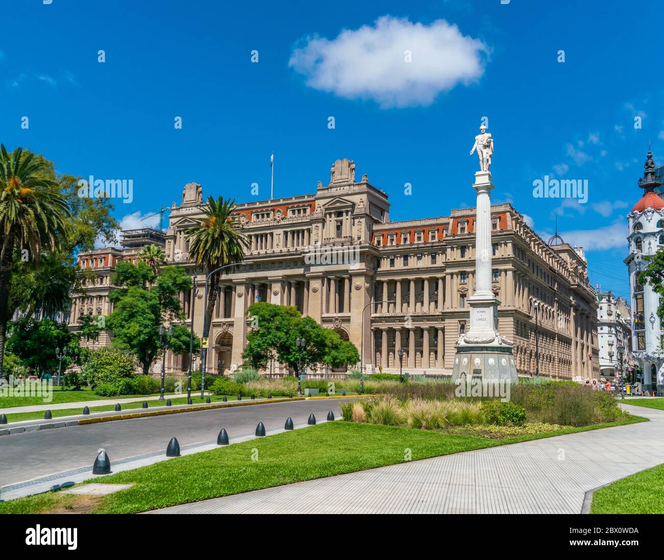 Buenos Aires, Argentina - January 20th 2019, Exterior of the Palacio de Justicia (Justice palace) Corte Suprema de Justicia de la Nación (the supreme Stock Photo
