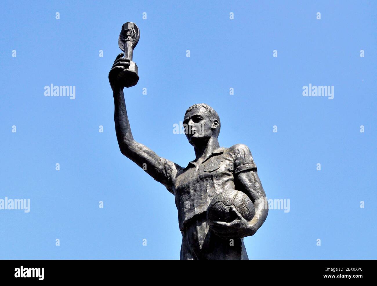 statue of Hilderaldo Bellini, the captain of Brazil's team winner of the world cup 1958 and 1962, Maracana stadium, Rio de Janeiro, Brazil Stock Photo